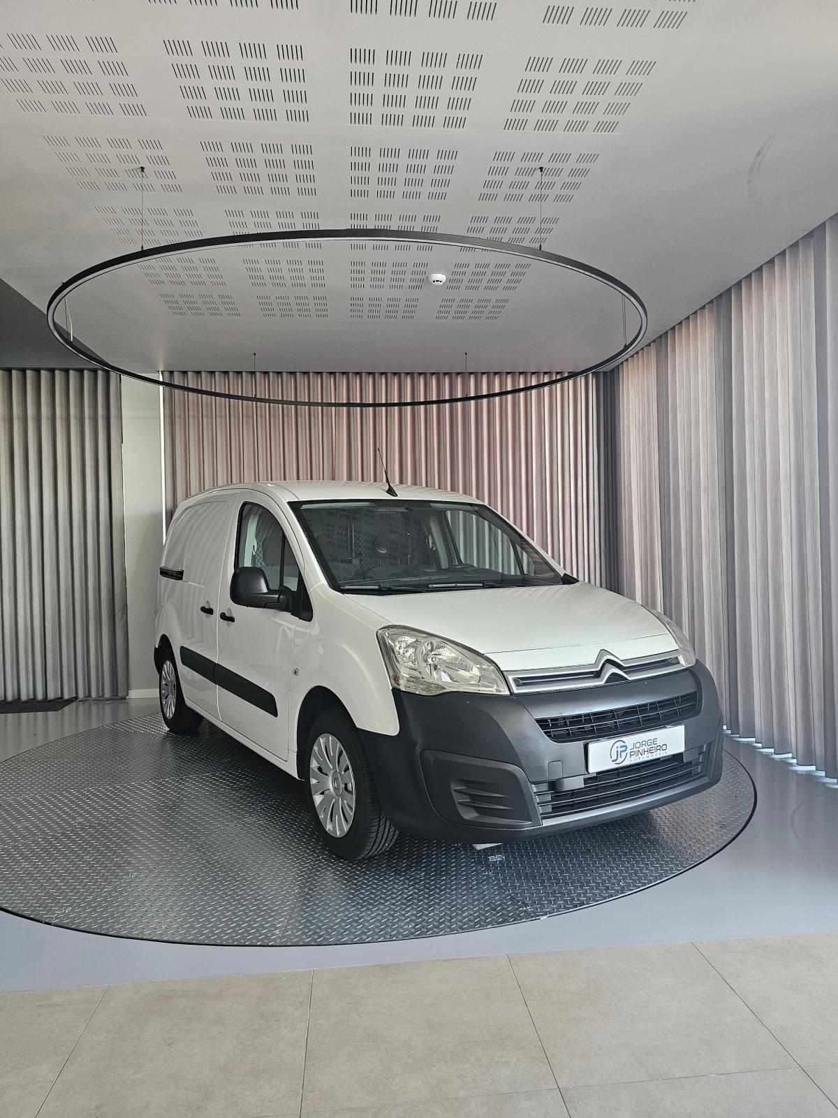 citroen-berlingo-2017-diesel-1560cc
