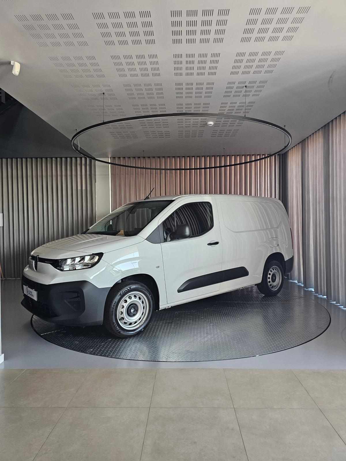 citroen-berlingo-2025-diesel-1499cc