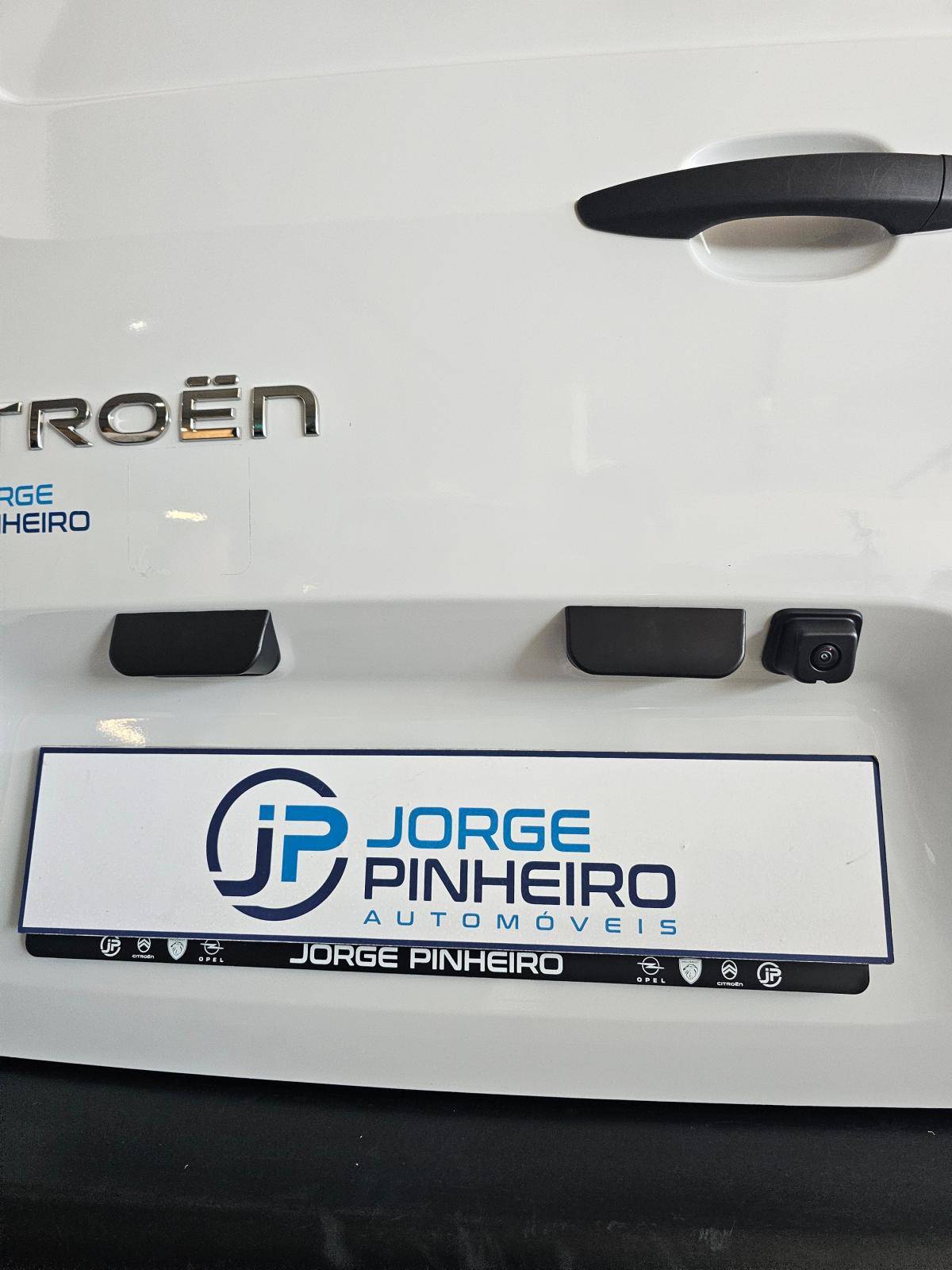 citroen-berlingo-2025-diesel-1499cc
