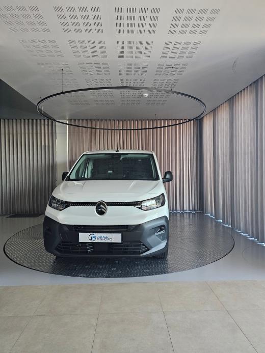 citroen-berlingo-2025-diesel-1499cc