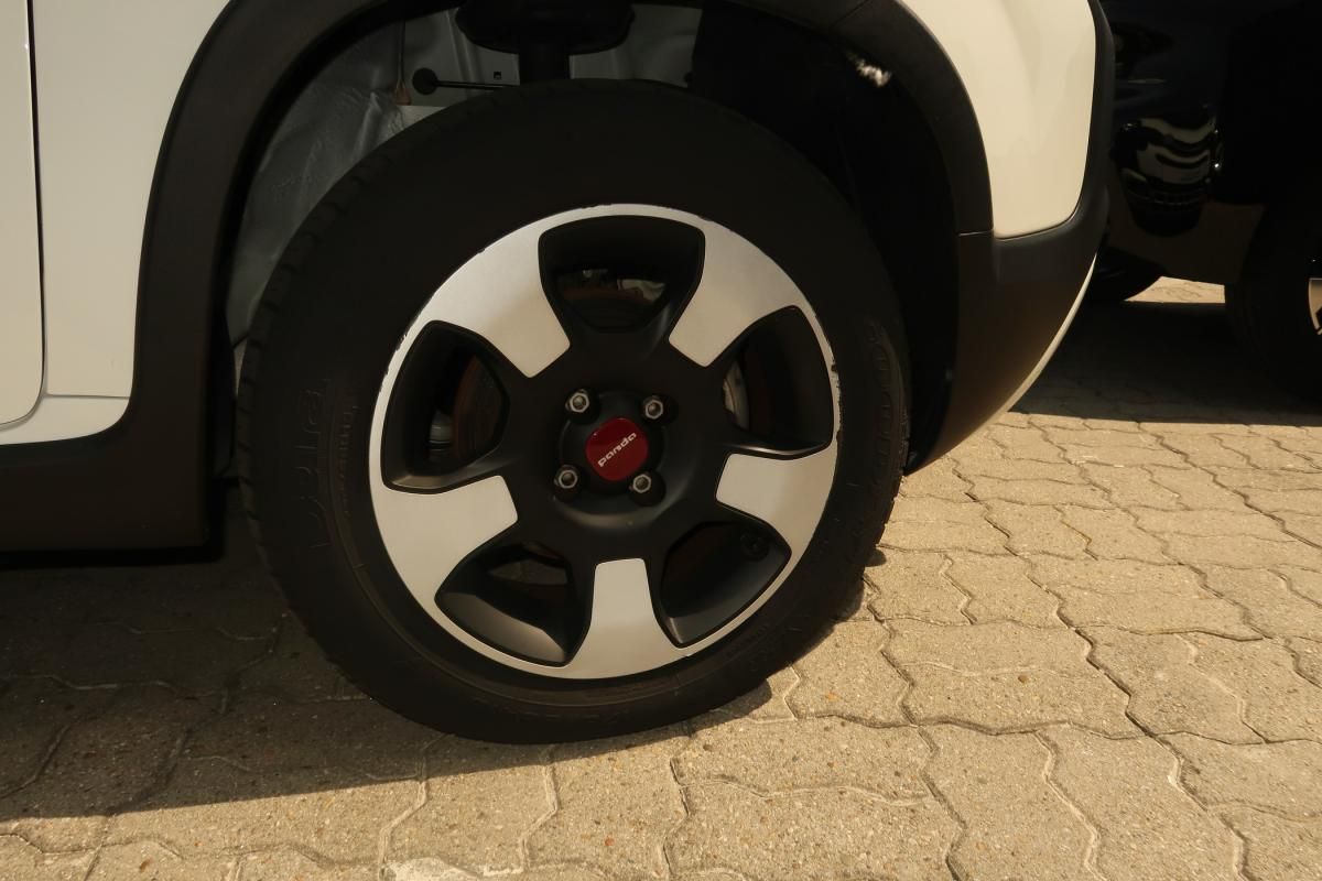 fiat-panda-2024-hibrido-a-gasolina-10cc