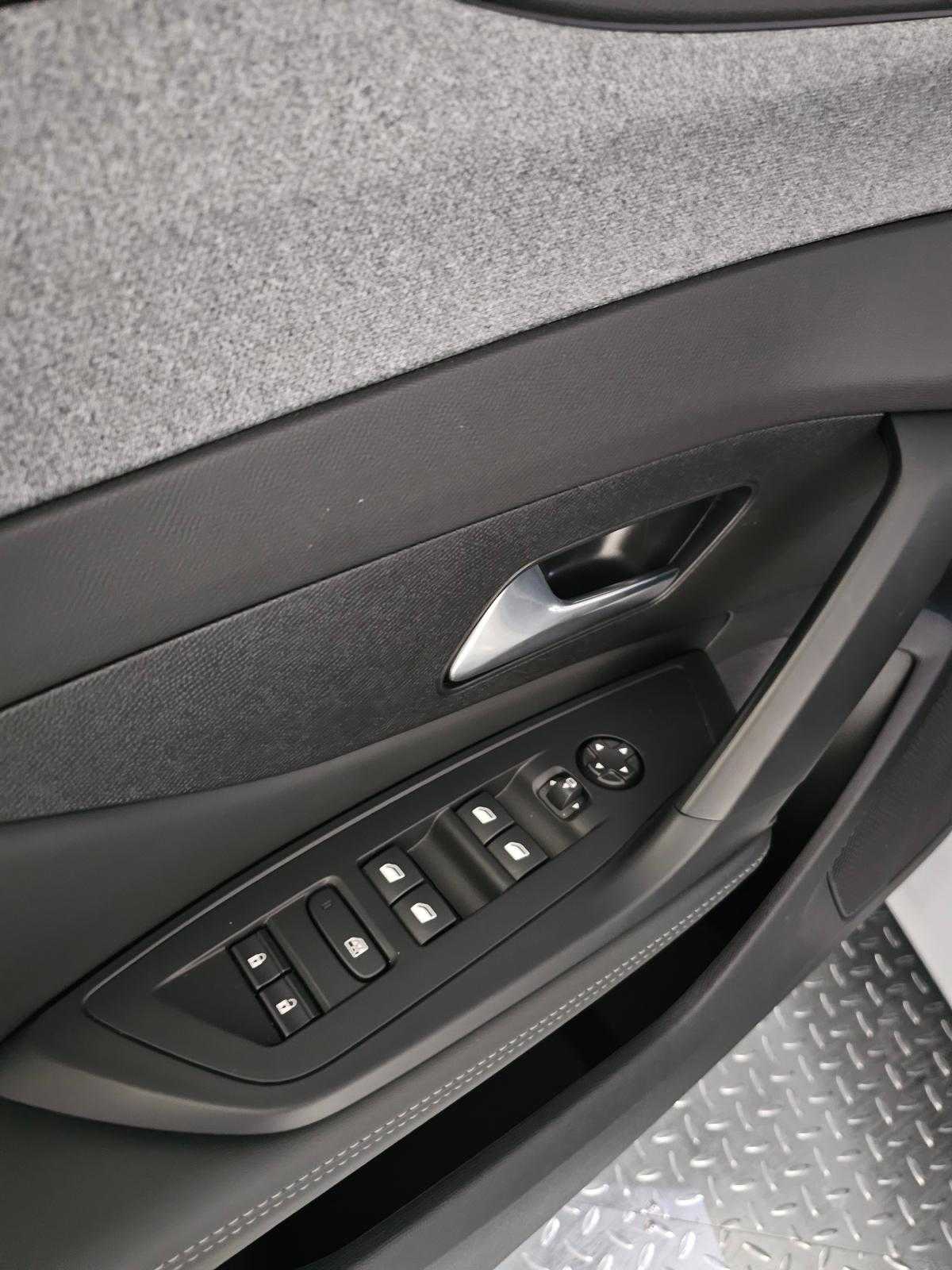 peugeot-308-sw-2025-hibrido-a-gasolina-1119cc