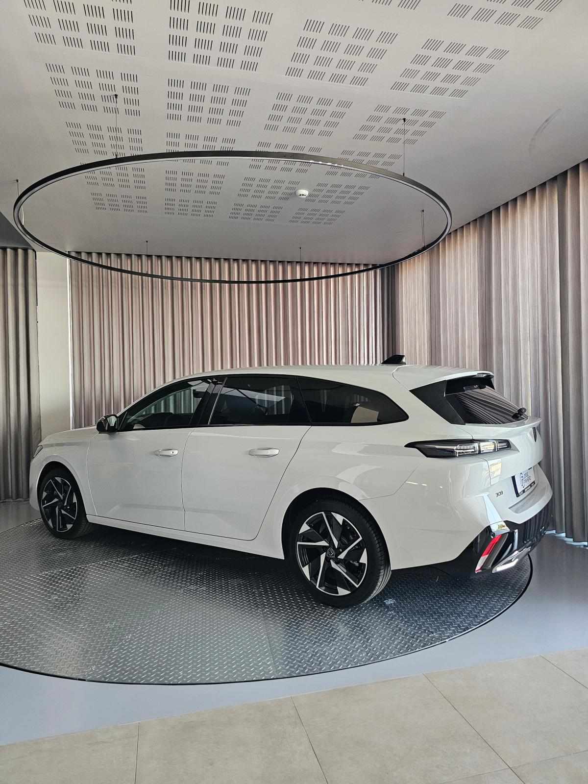 peugeot-308-sw-2025-hibrido-a-gasolina-1119cc