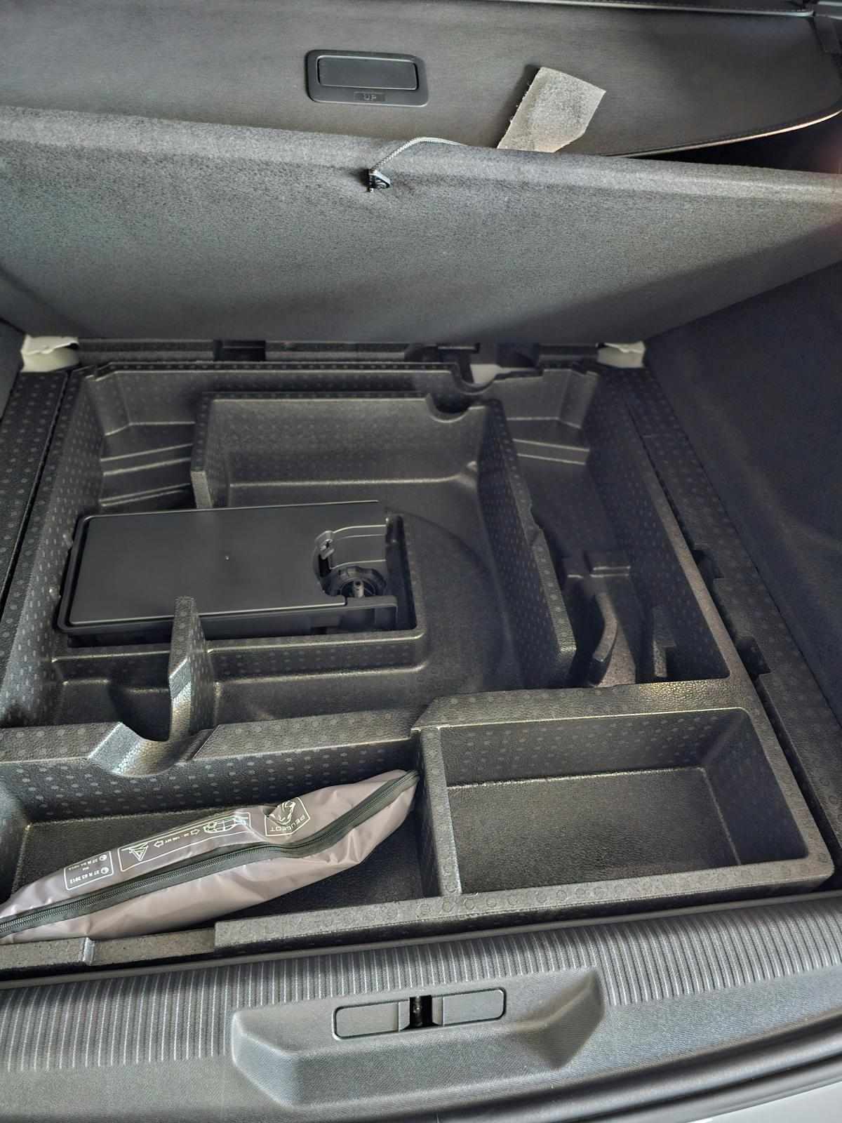 peugeot-308-sw-2025-hibrido-a-gasolina-1119cc