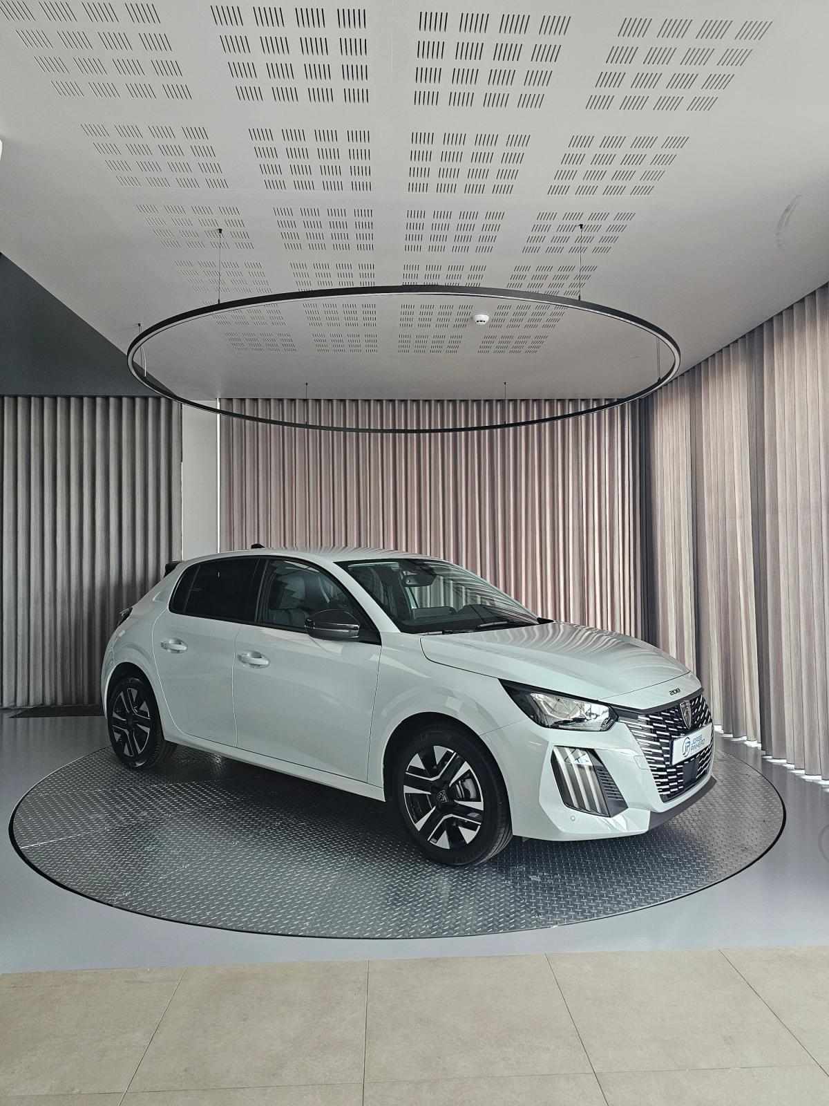 peugeot-208-2026-gasolina-1199cc
