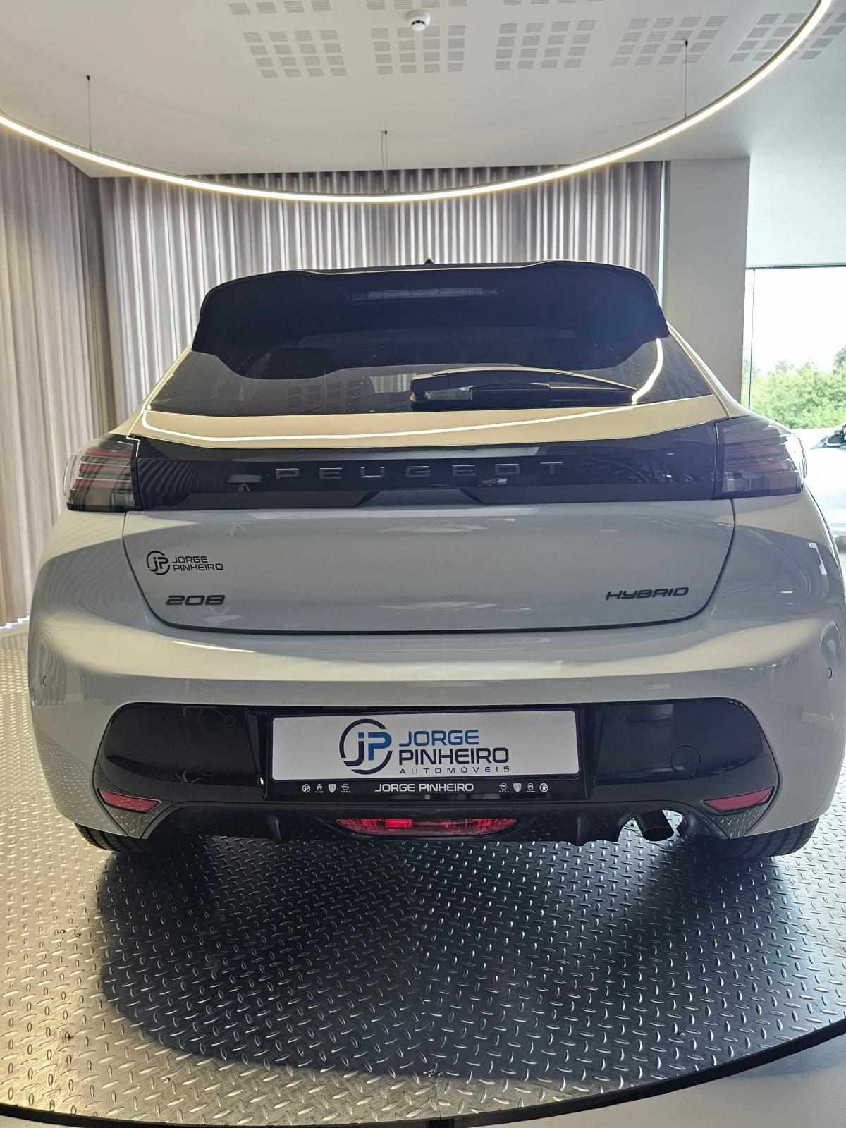 peugeot-208-2026-gasolina-1199cc