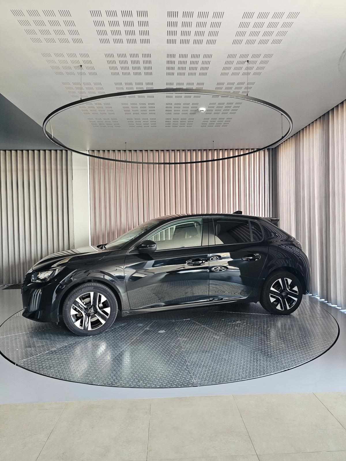 peugeot-208-2025-gasolina-1199cc