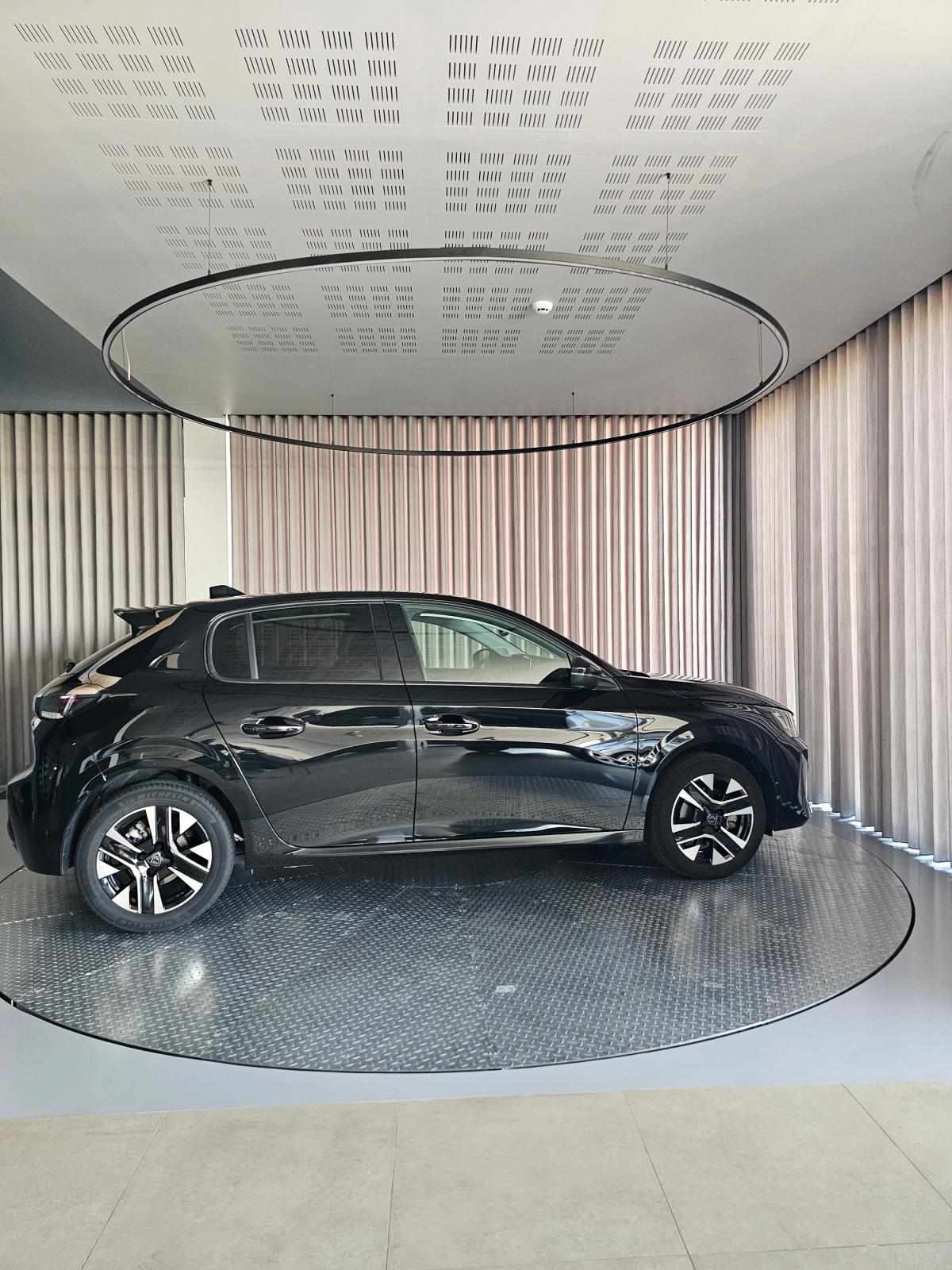 peugeot-208-2025-gasolina-1199cc