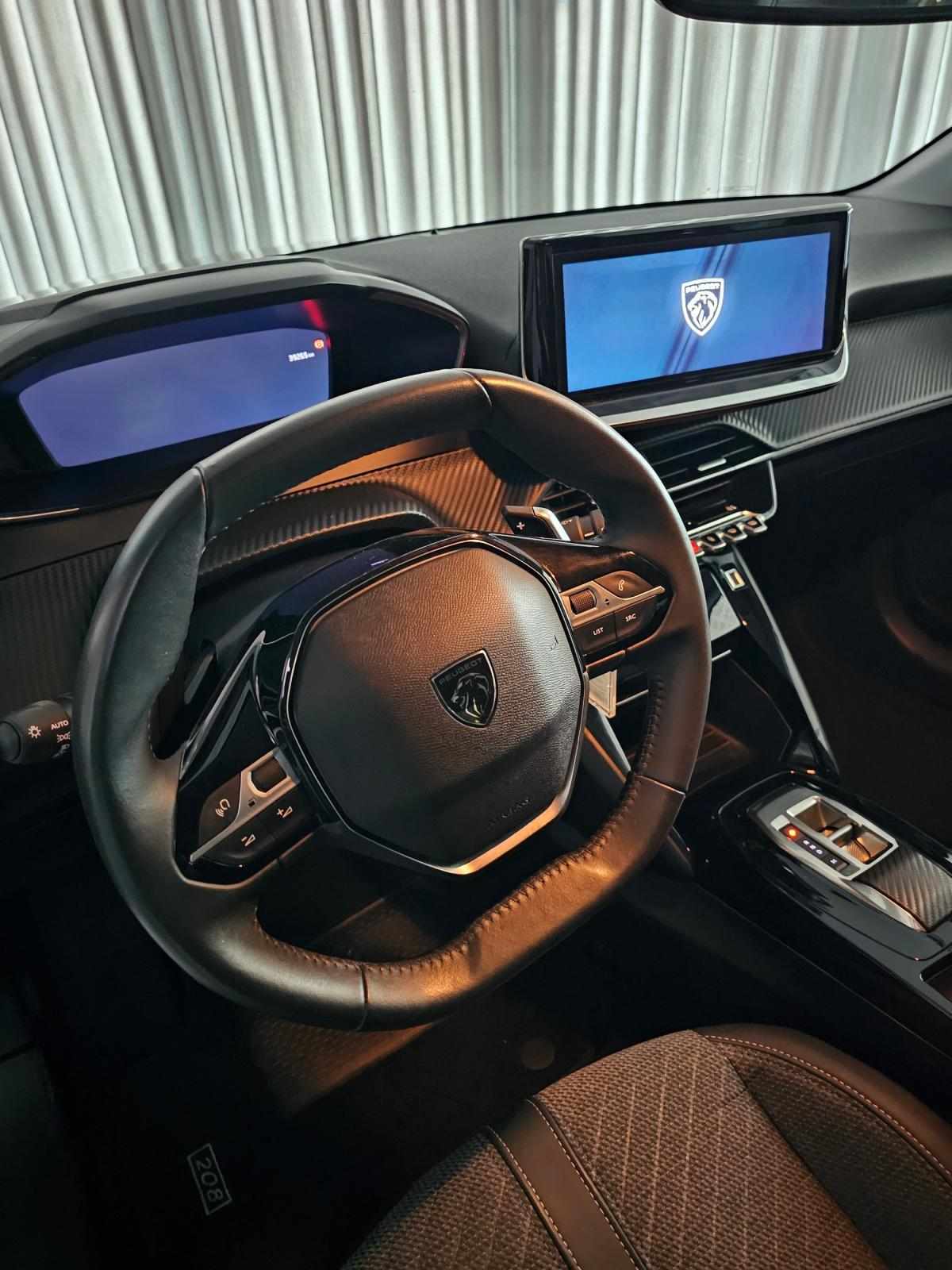 peugeot-208-2025-gasolina-1199cc