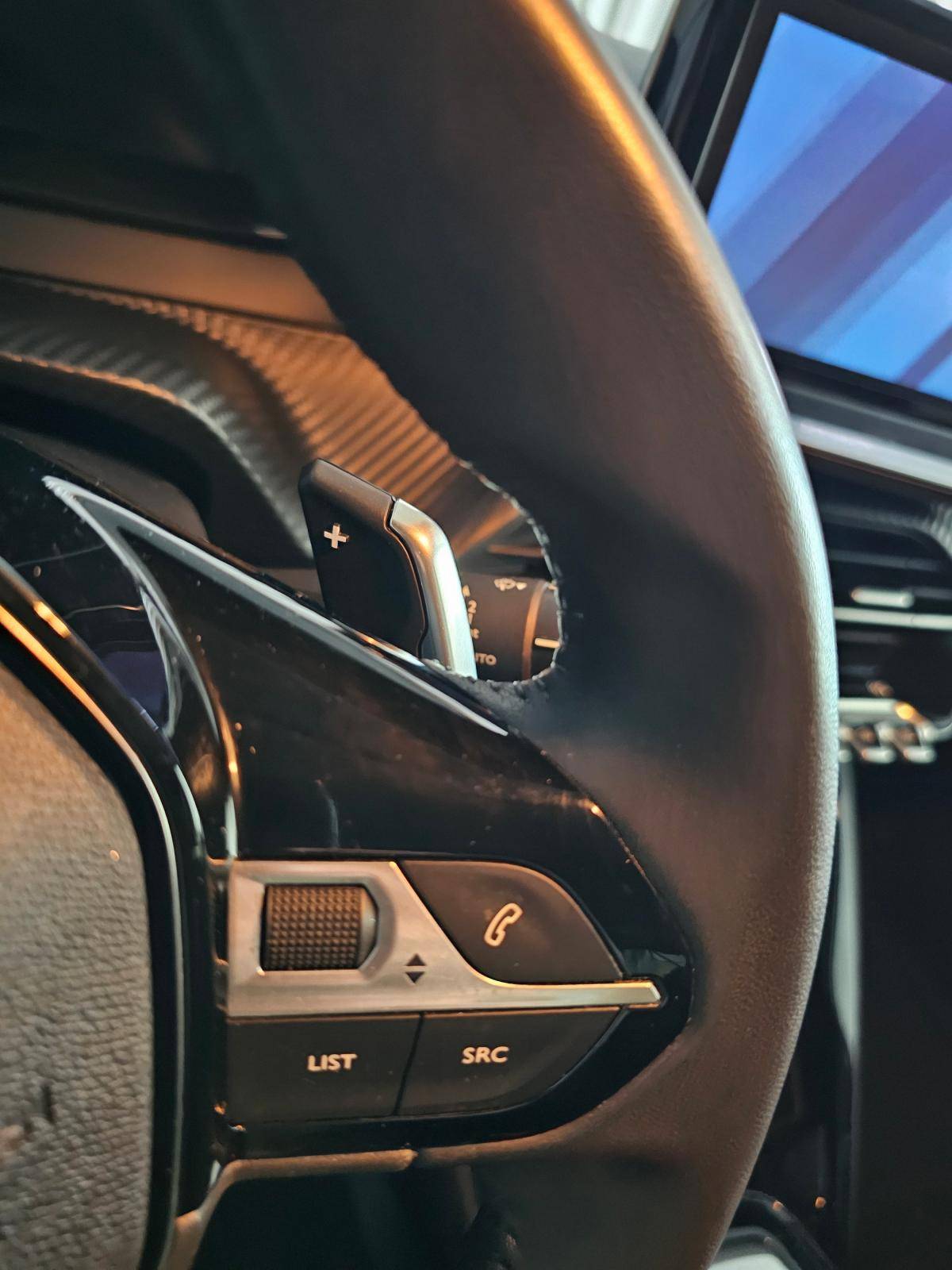 peugeot-208-2025-gasolina-1199cc