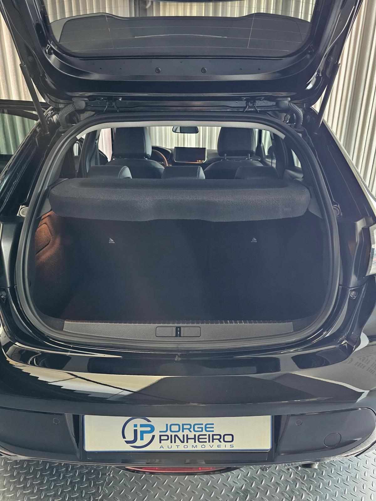 peugeot-208-2025-gasolina-1199cc