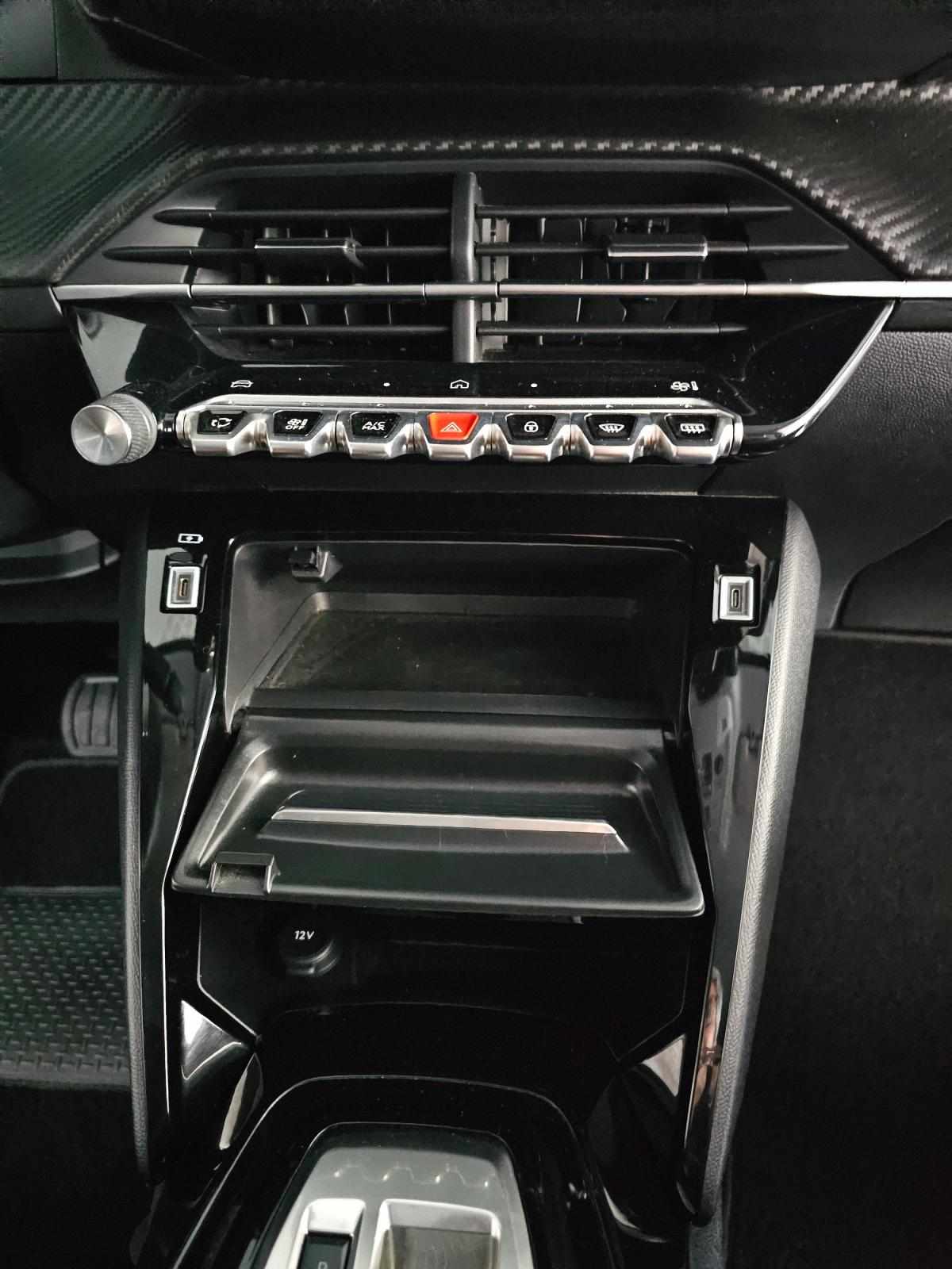 peugeot-208-2025-gasolina-1199cc