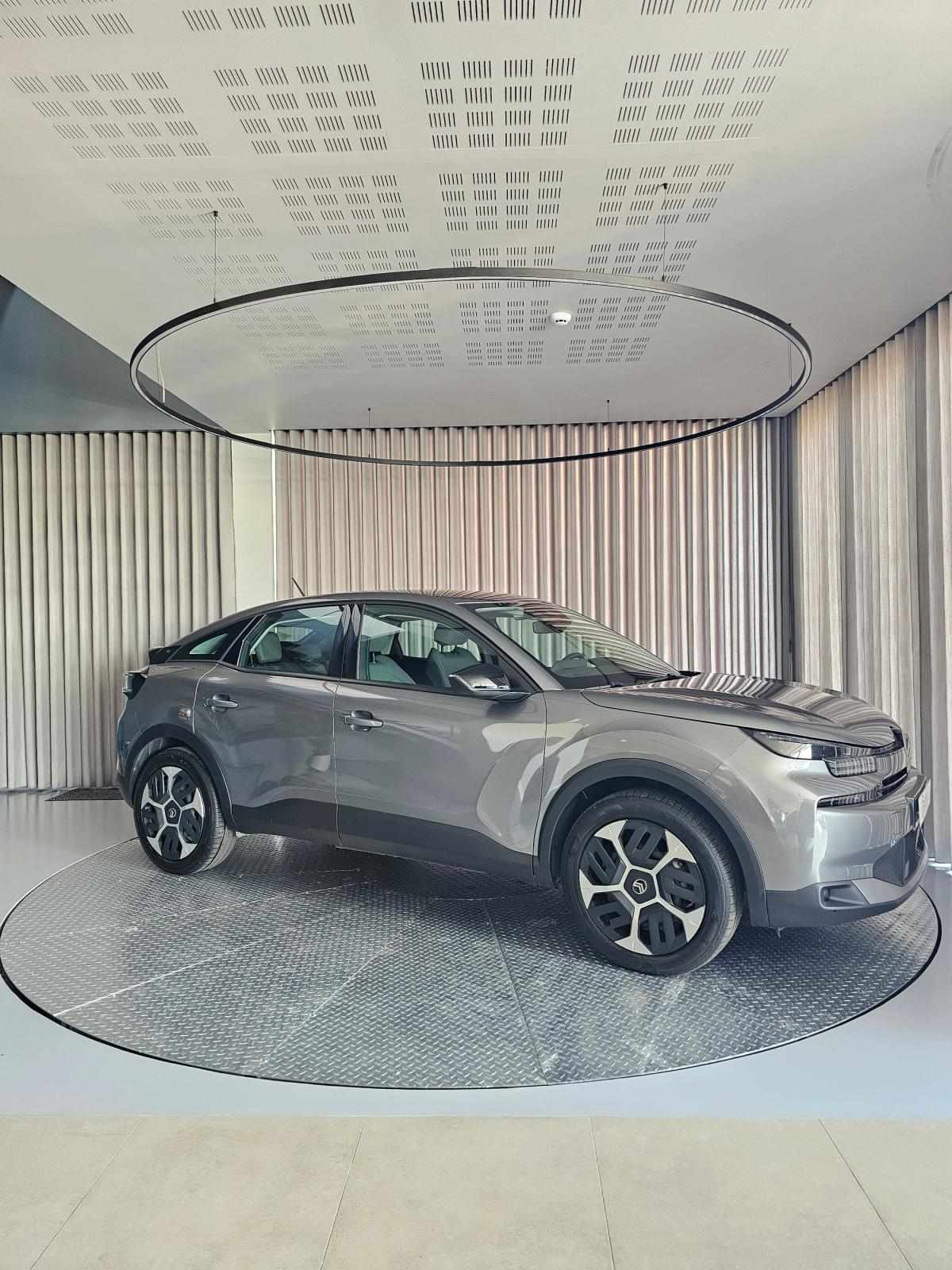 citroen-c4-2025-eletrico-0cc