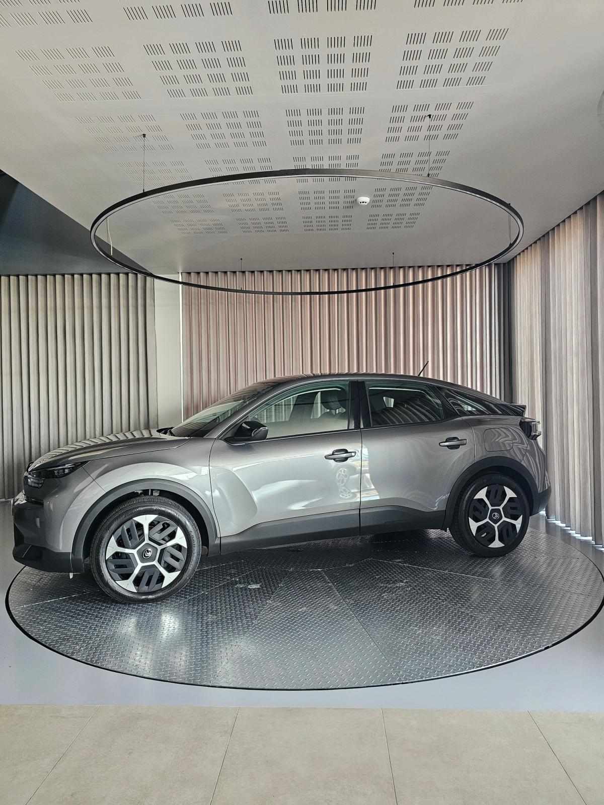 citroen-c4-2025-eletrico-0cc