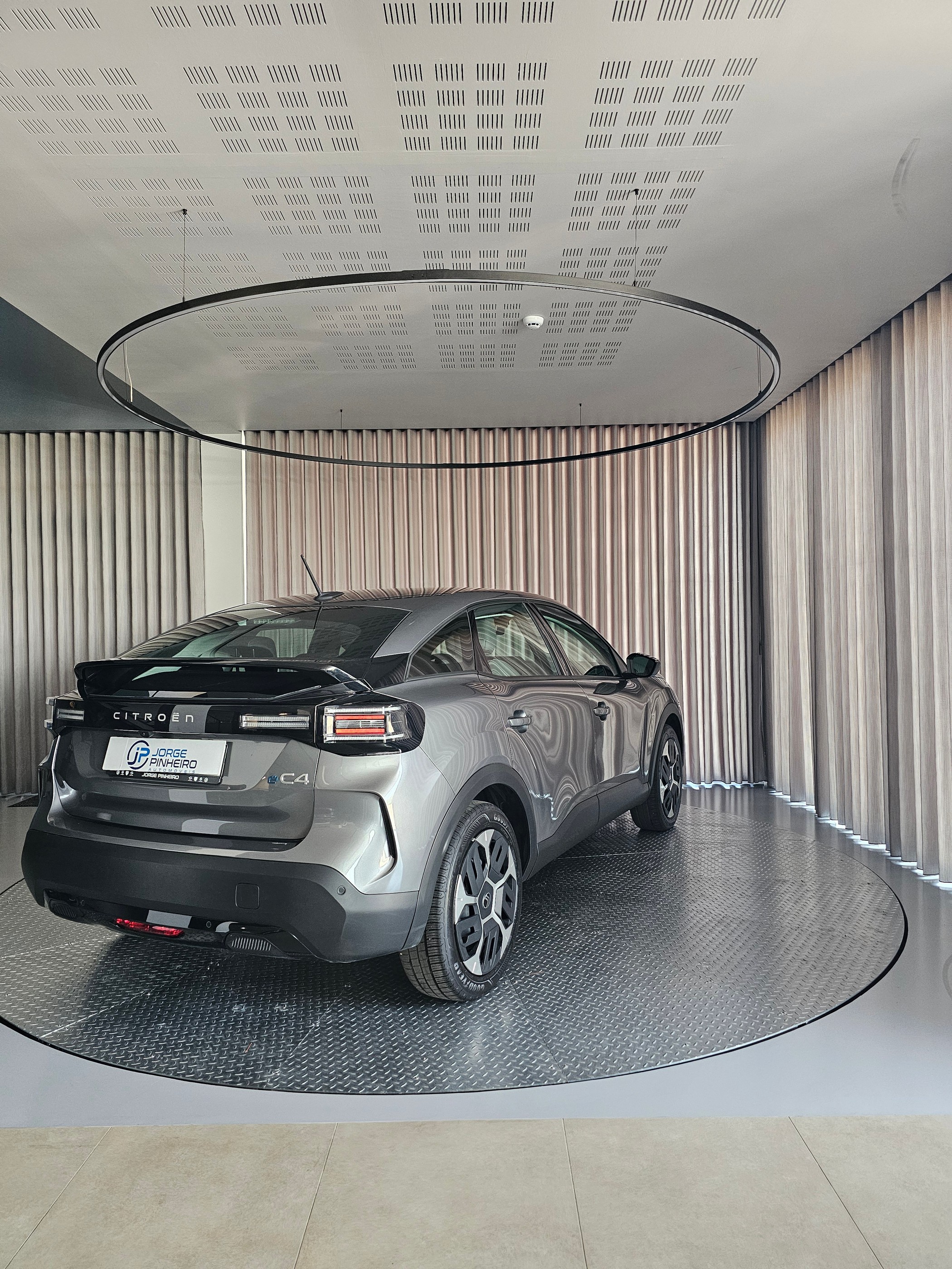 citroen-c4-2025-eletrico-0cc