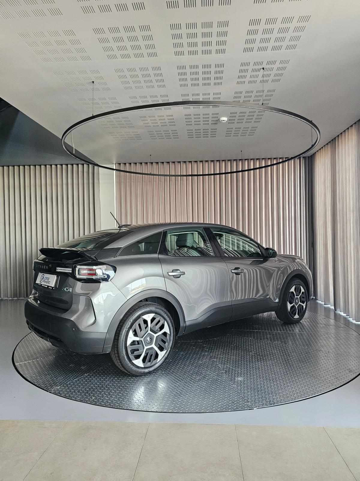 citroen-c4-2025-eletrico-0cc