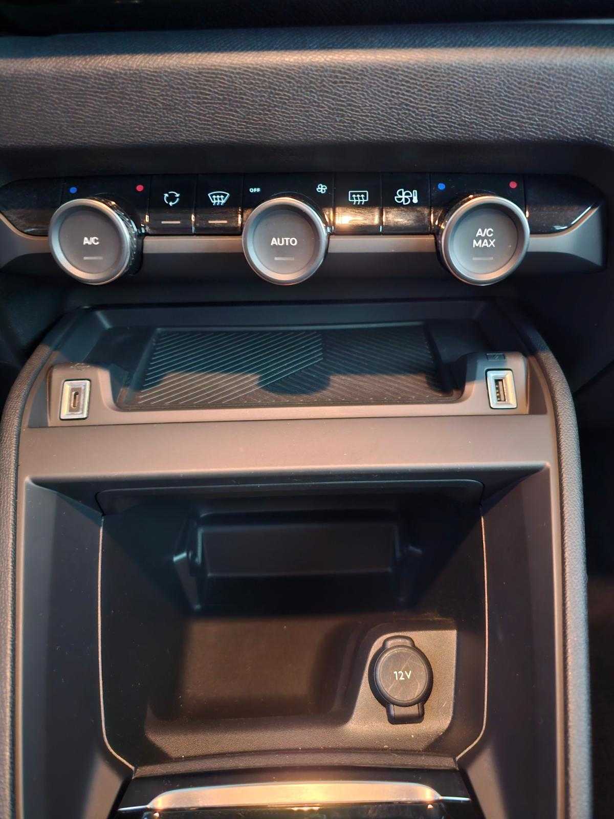 citroen-c4-2025-eletrico-0cc