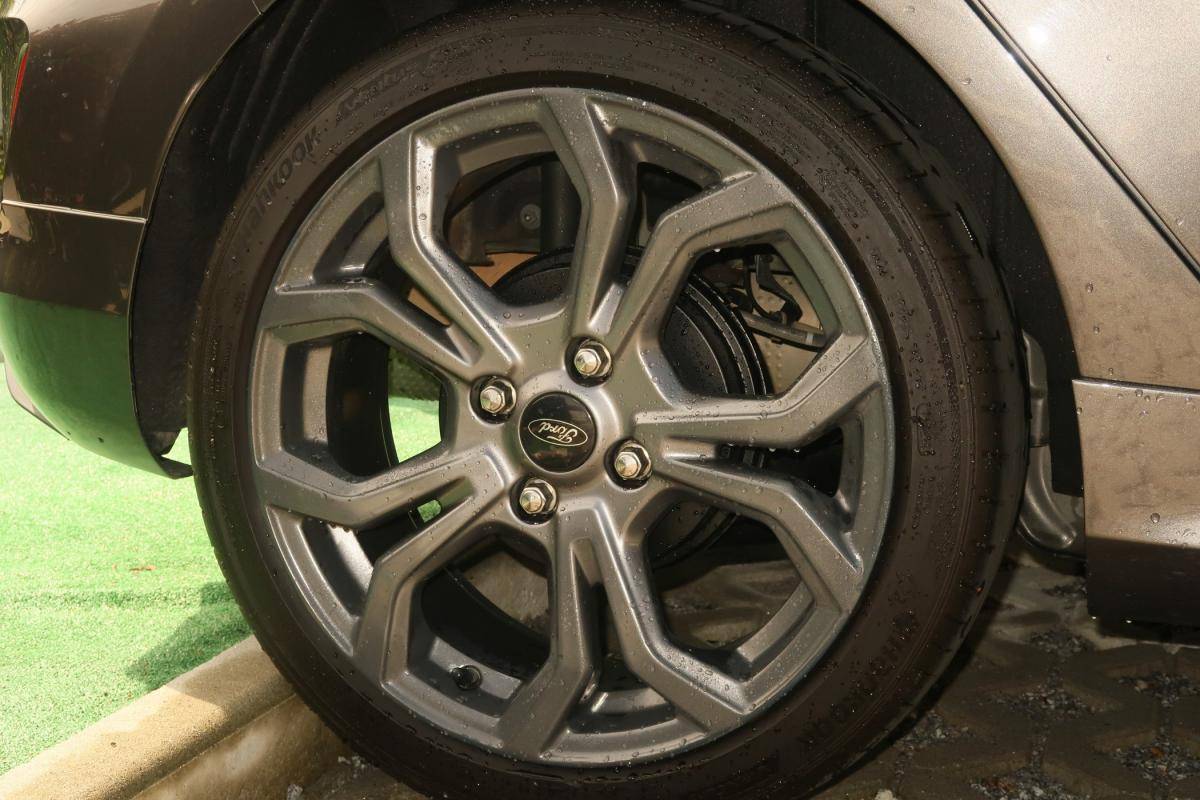 ford-fiesta-2021-gasolina-998cc