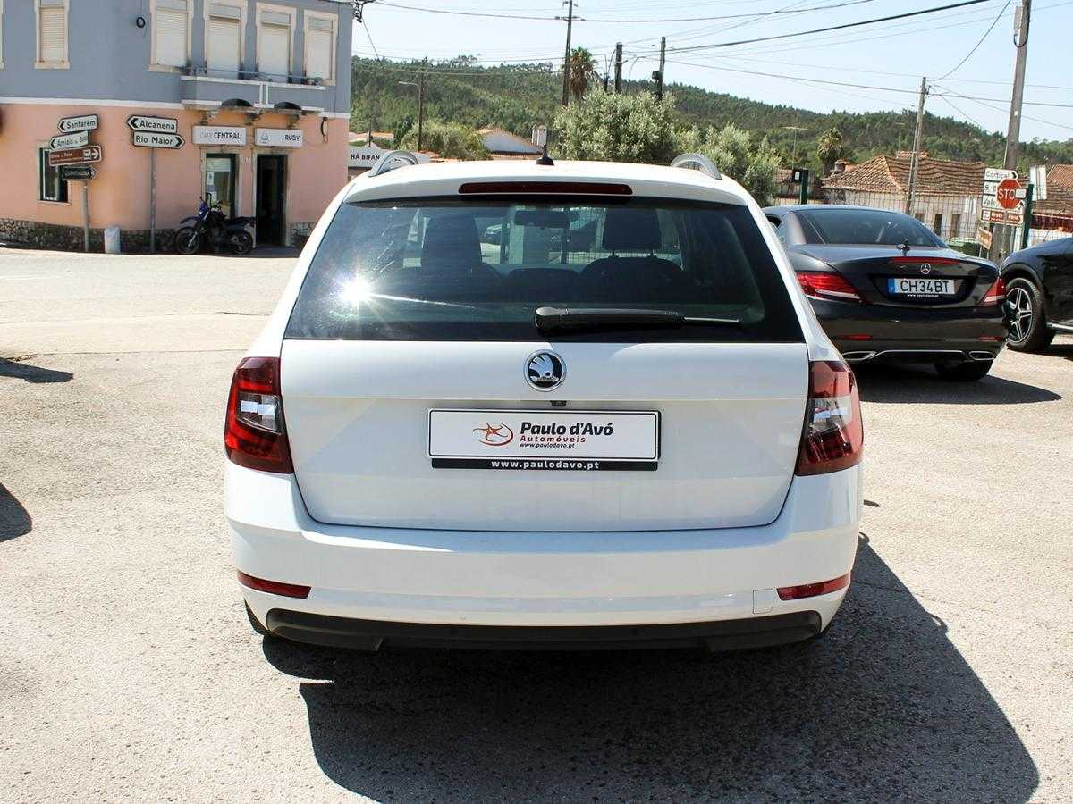 skoda-octavia-break-2020-diesel-1598cc