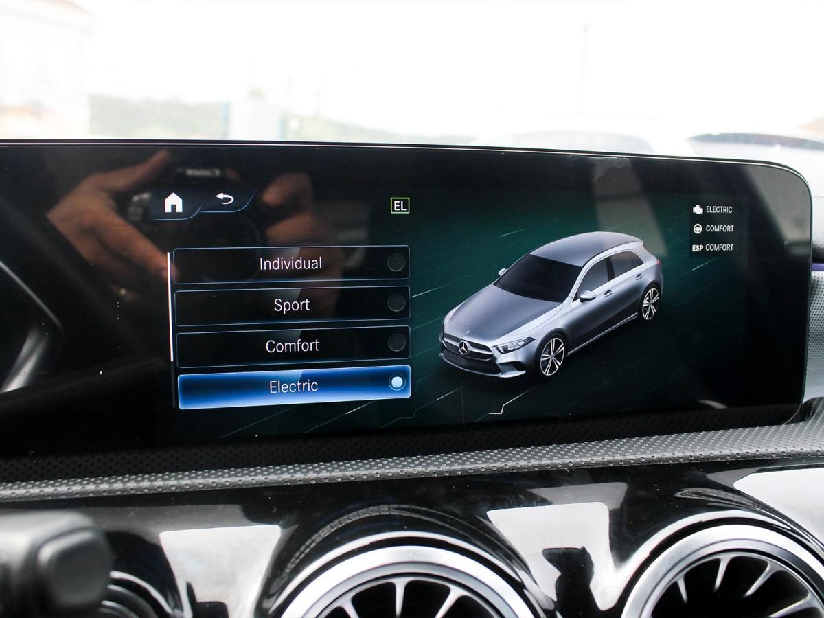 mercedes-benz-classe-a-2020-hibrido-a-gasolina-1332cc