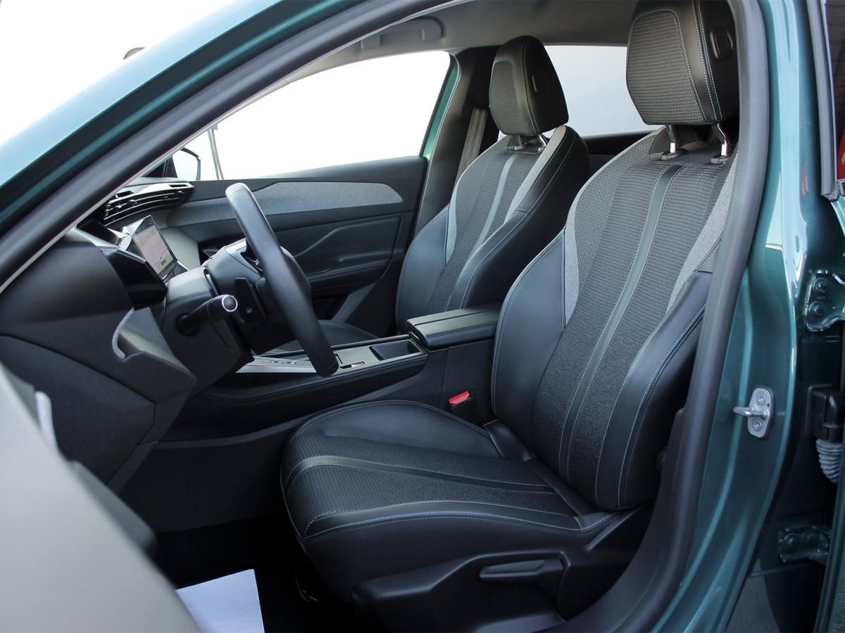 peugeot-308-sw-2023-hibrido-a-gasolina-1598cc