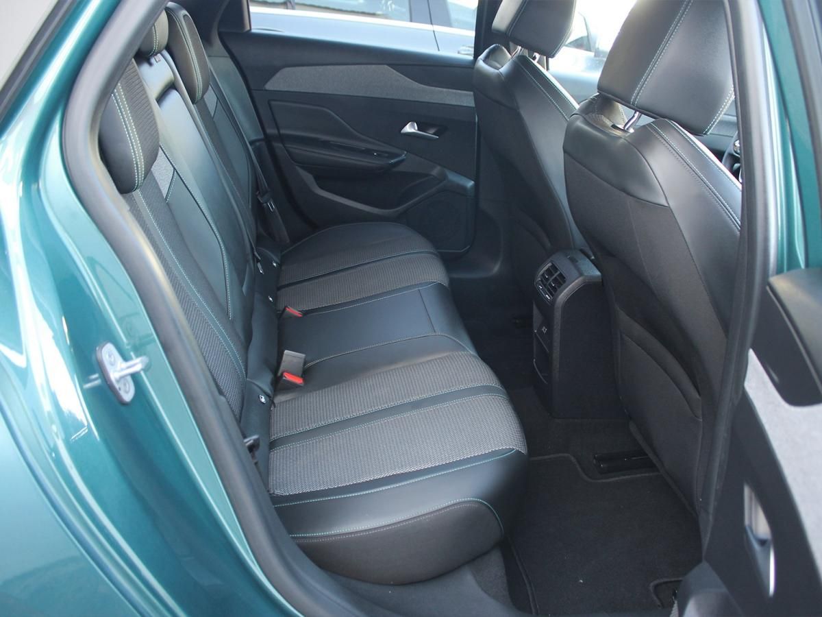 peugeot-308-sw-2023-hibrido-a-gasolina-1598cc