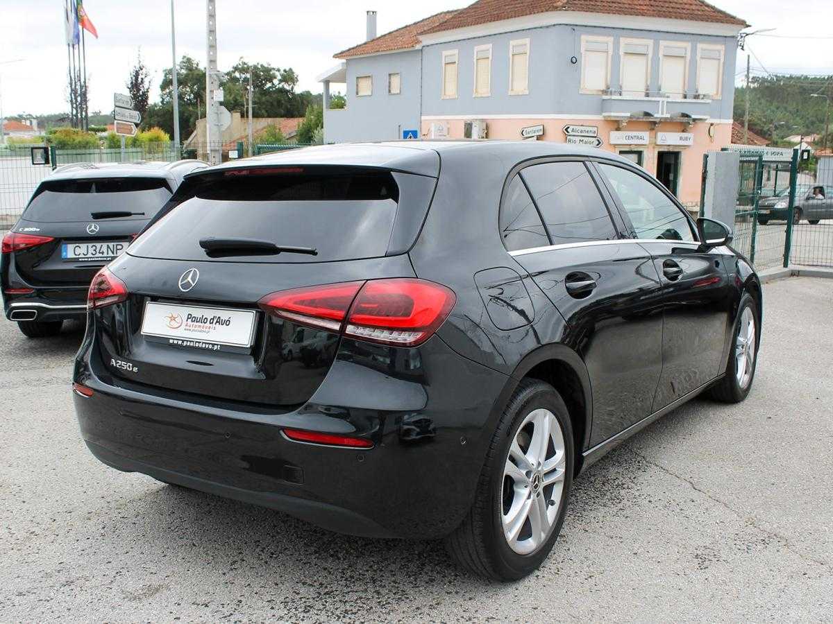 mercedes-benz-classe-a-2020-hibrido-a-gasolina-1332cc
