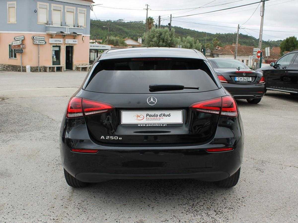 mercedes-benz-classe-a-2020-hibrido-a-gasolina-1332cc