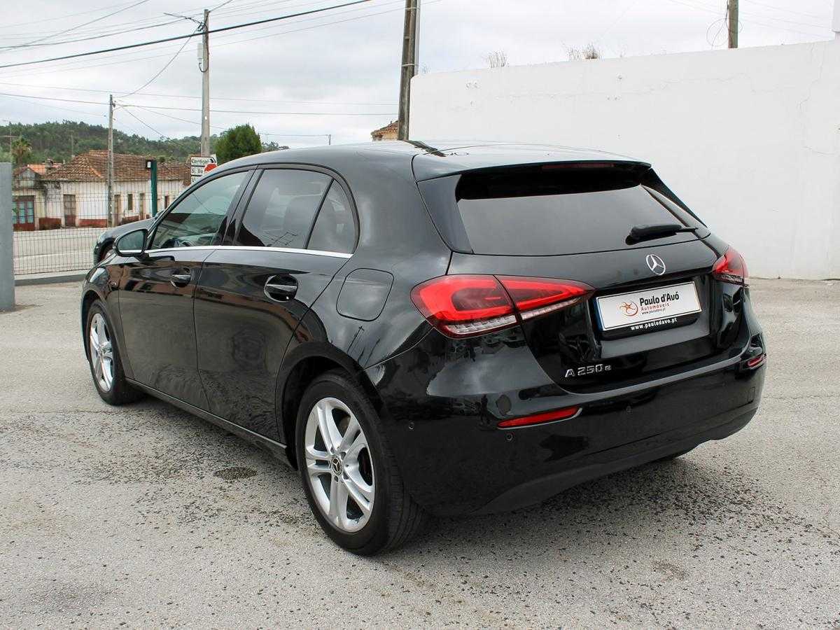 mercedes-benz-classe-a-2020-hibrido-a-gasolina-1332cc