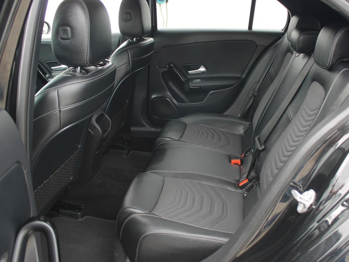mercedes-benz-classe-a-2020-hibrido-a-gasolina-1332cc