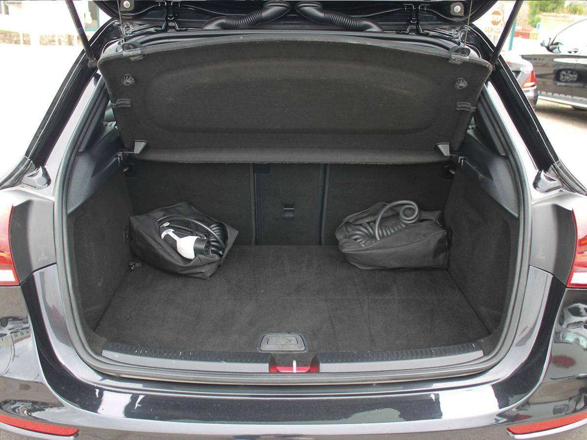 mercedes-benz-classe-a-2020-hibrido-a-gasolina-1332cc
