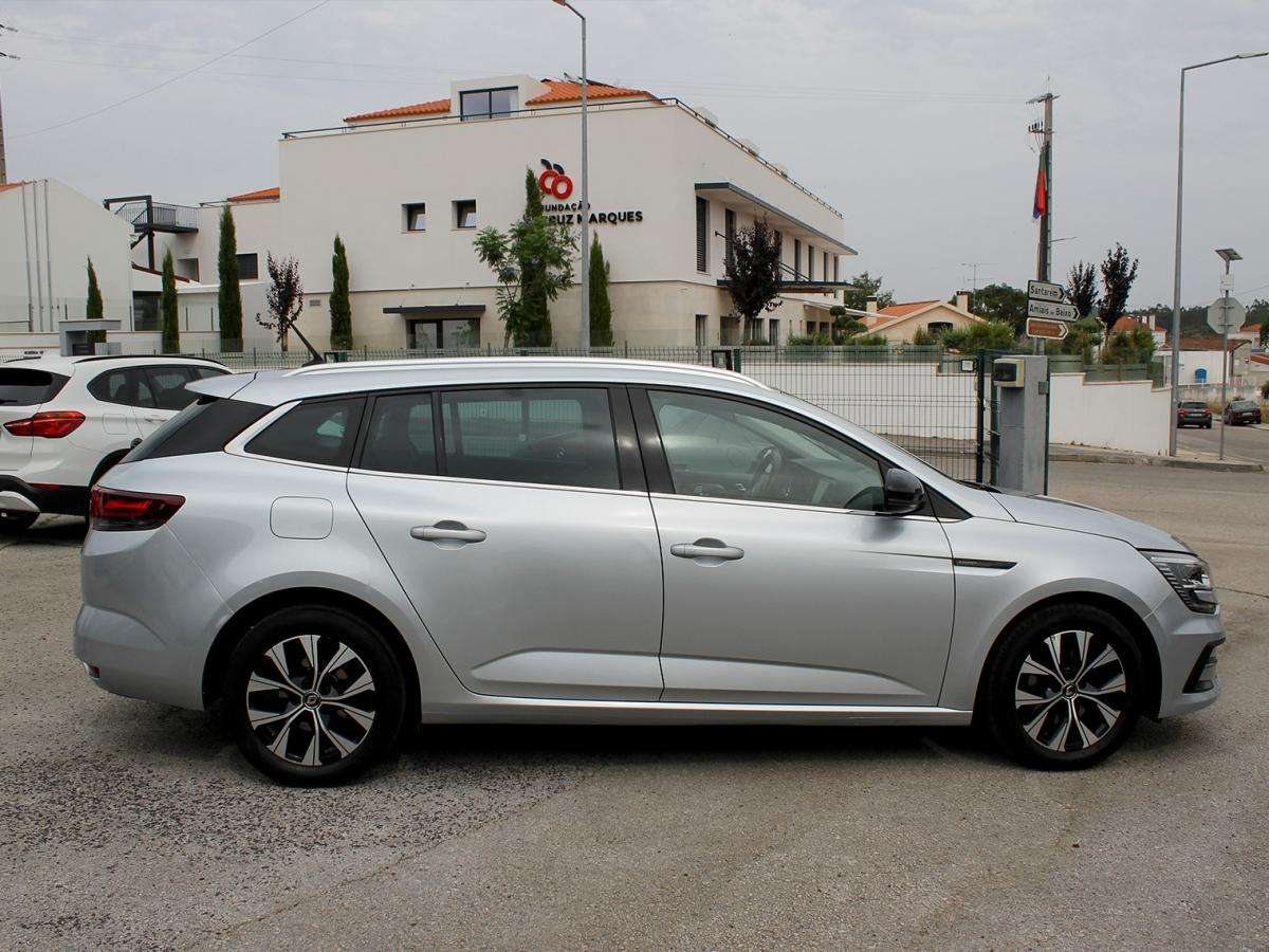 renault-megane-sport-tourer-2021-diesel-1461cc