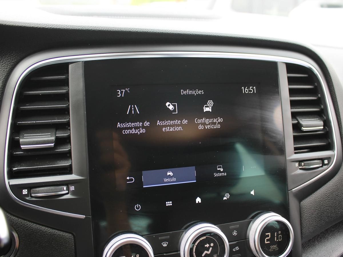 renault-megane-sport-tourer-2021-diesel-1461cc