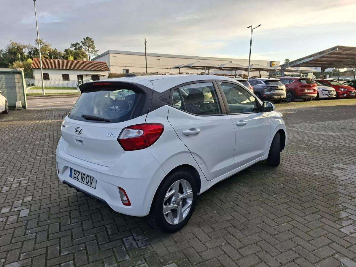 hyundai-i10-2023-gasolina-998cc