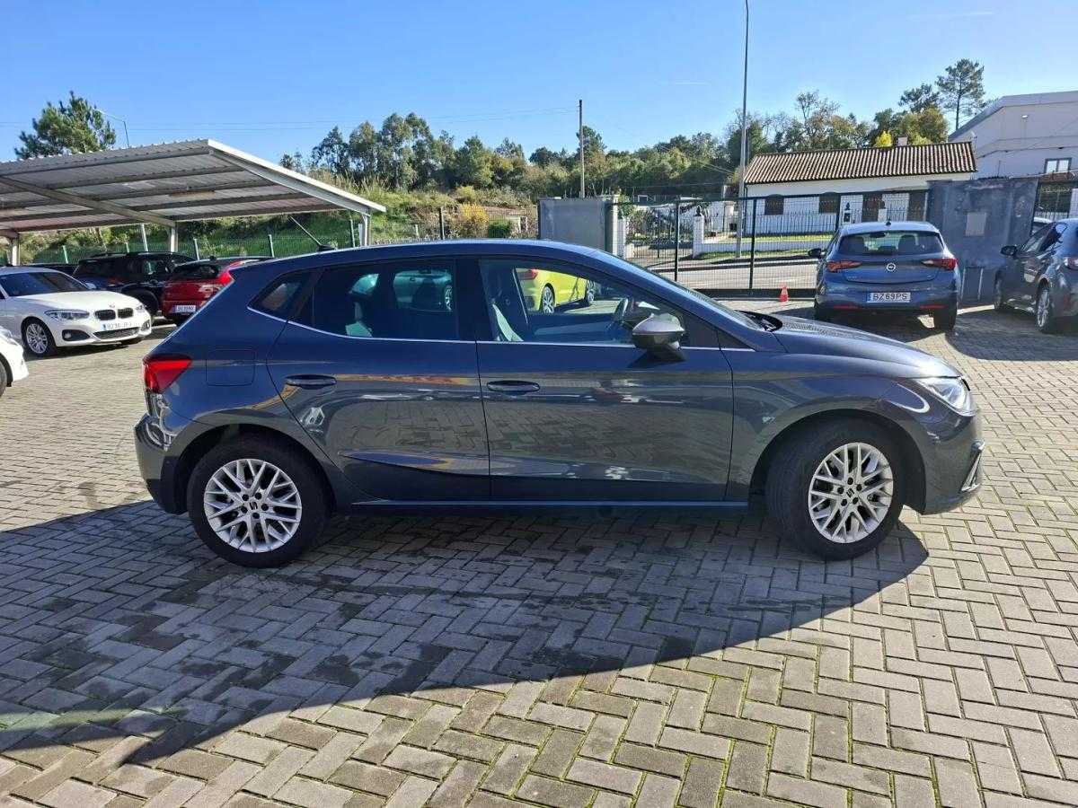 seat-ibiza-2024-gasolina-999cc