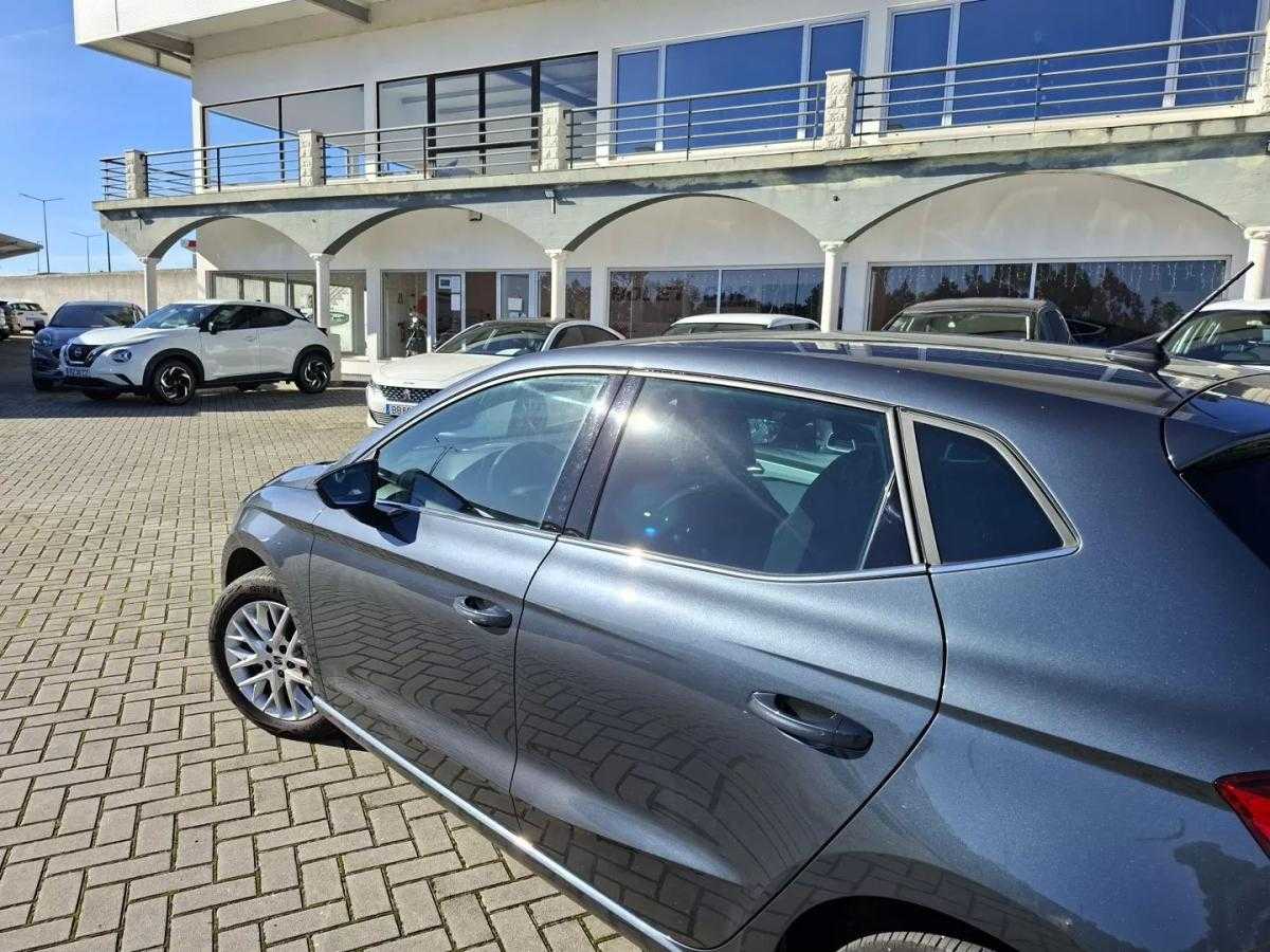 seat-ibiza-2024-gasolina-999cc