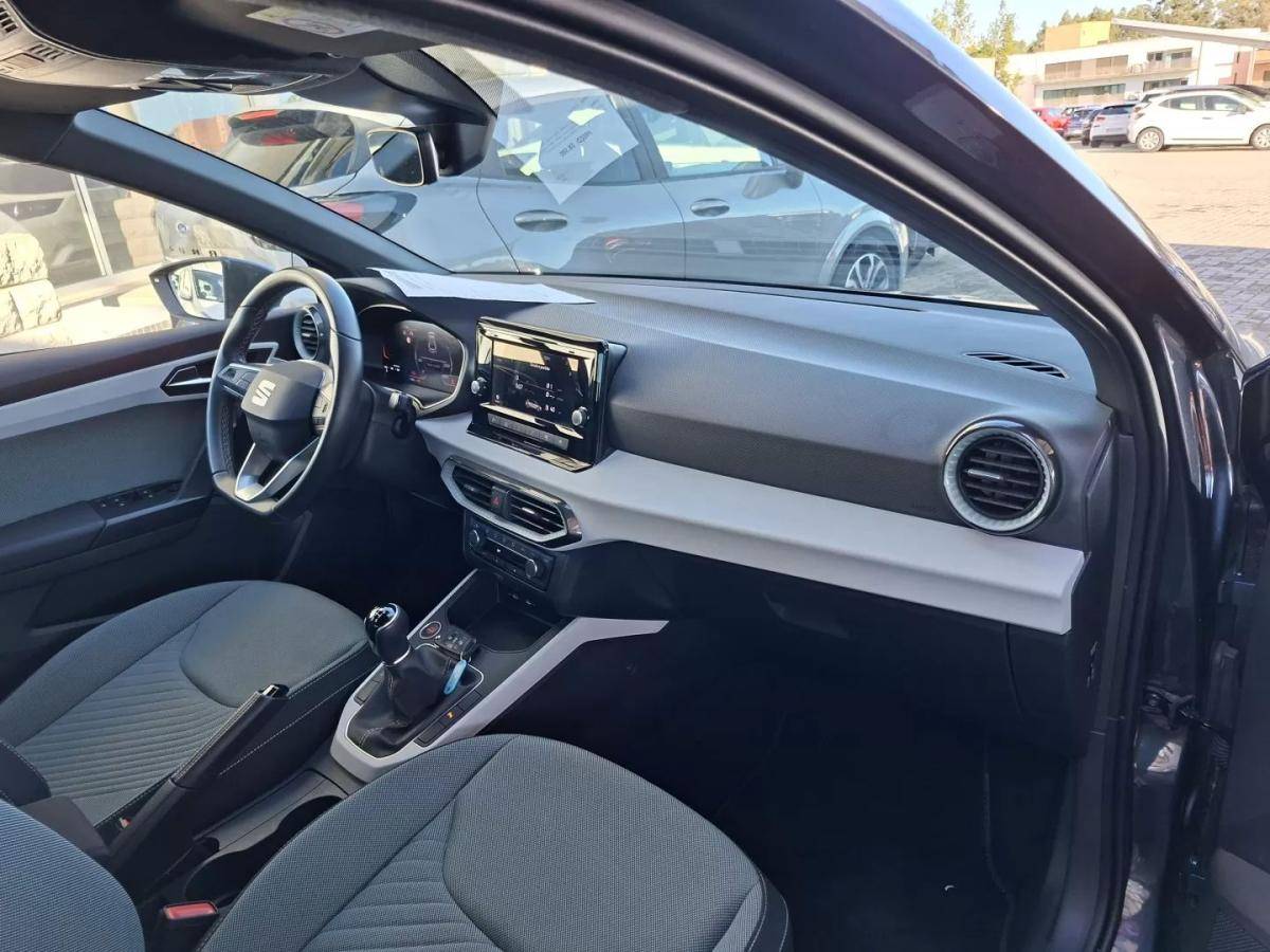 seat-ibiza-2024-gasolina-999cc