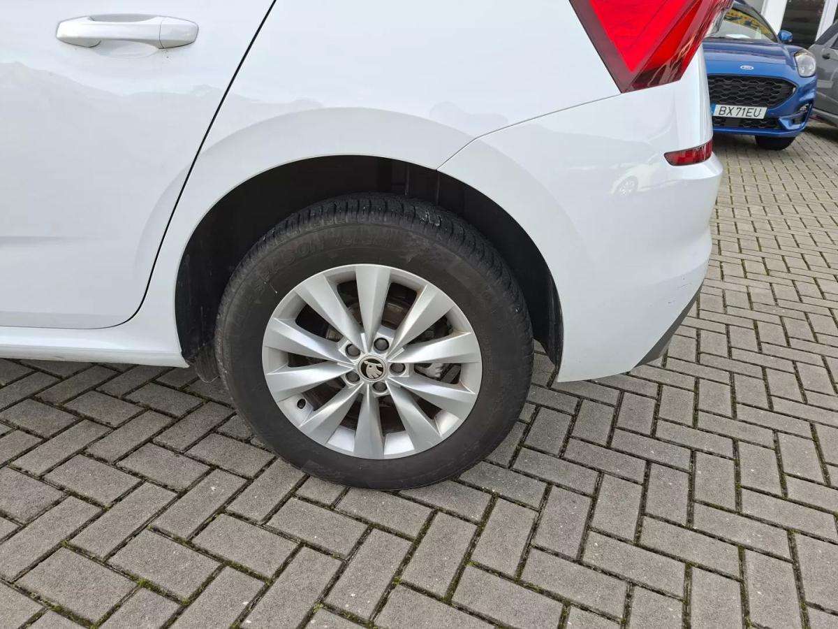 skoda-kamiq-2021-gasolina-999cc