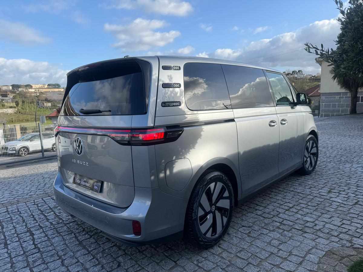 volkswagen-id-buzz-1-geracao-2023-eletrico