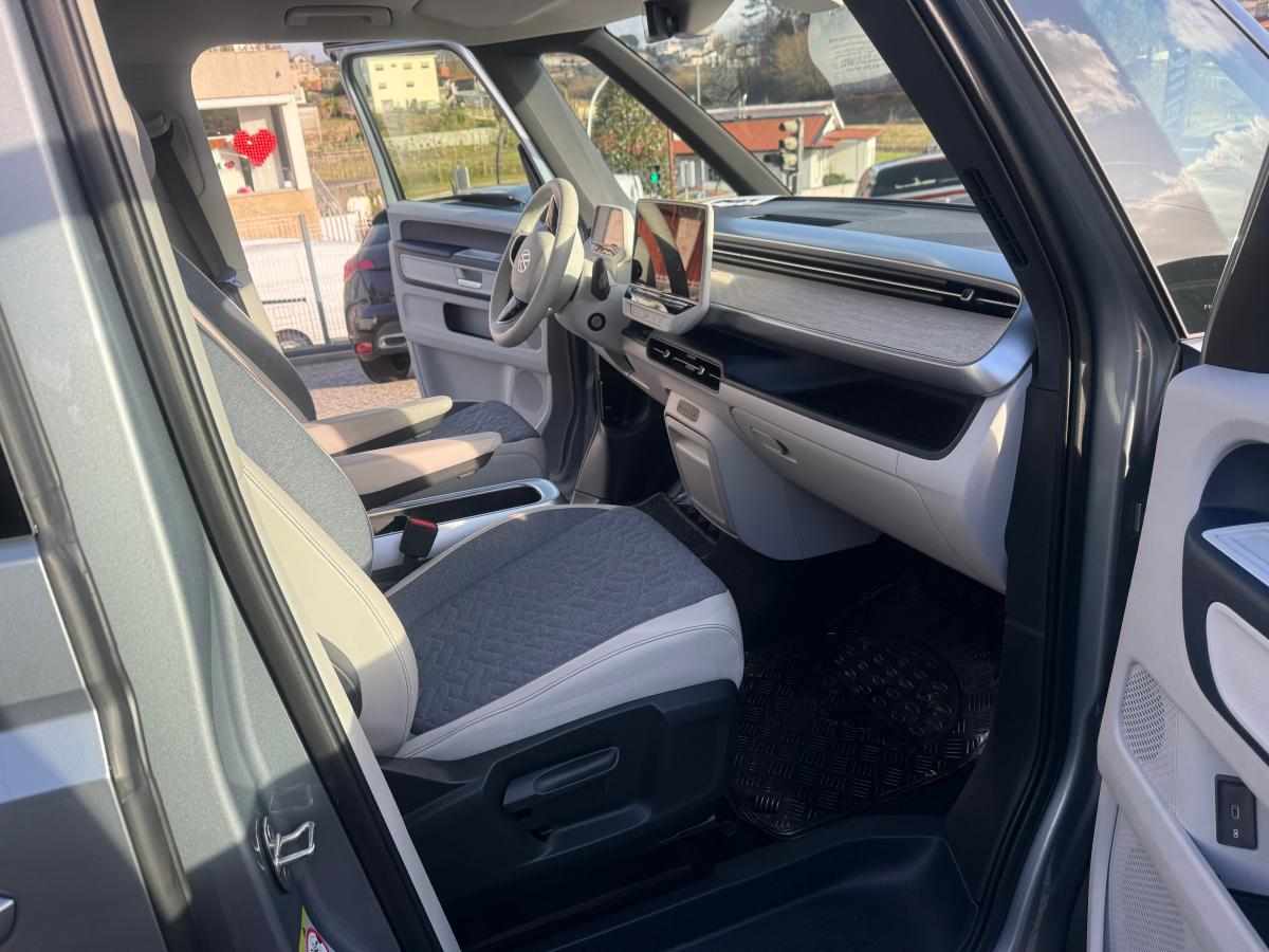 volkswagen-id-buzz-1-geracao-2023-eletrico