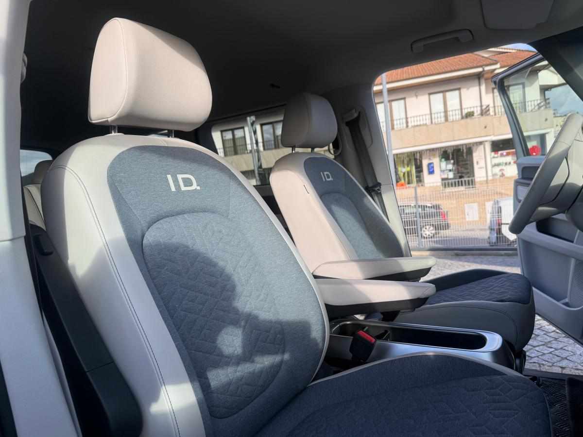 volkswagen-id-buzz-1-geracao-2023-eletrico