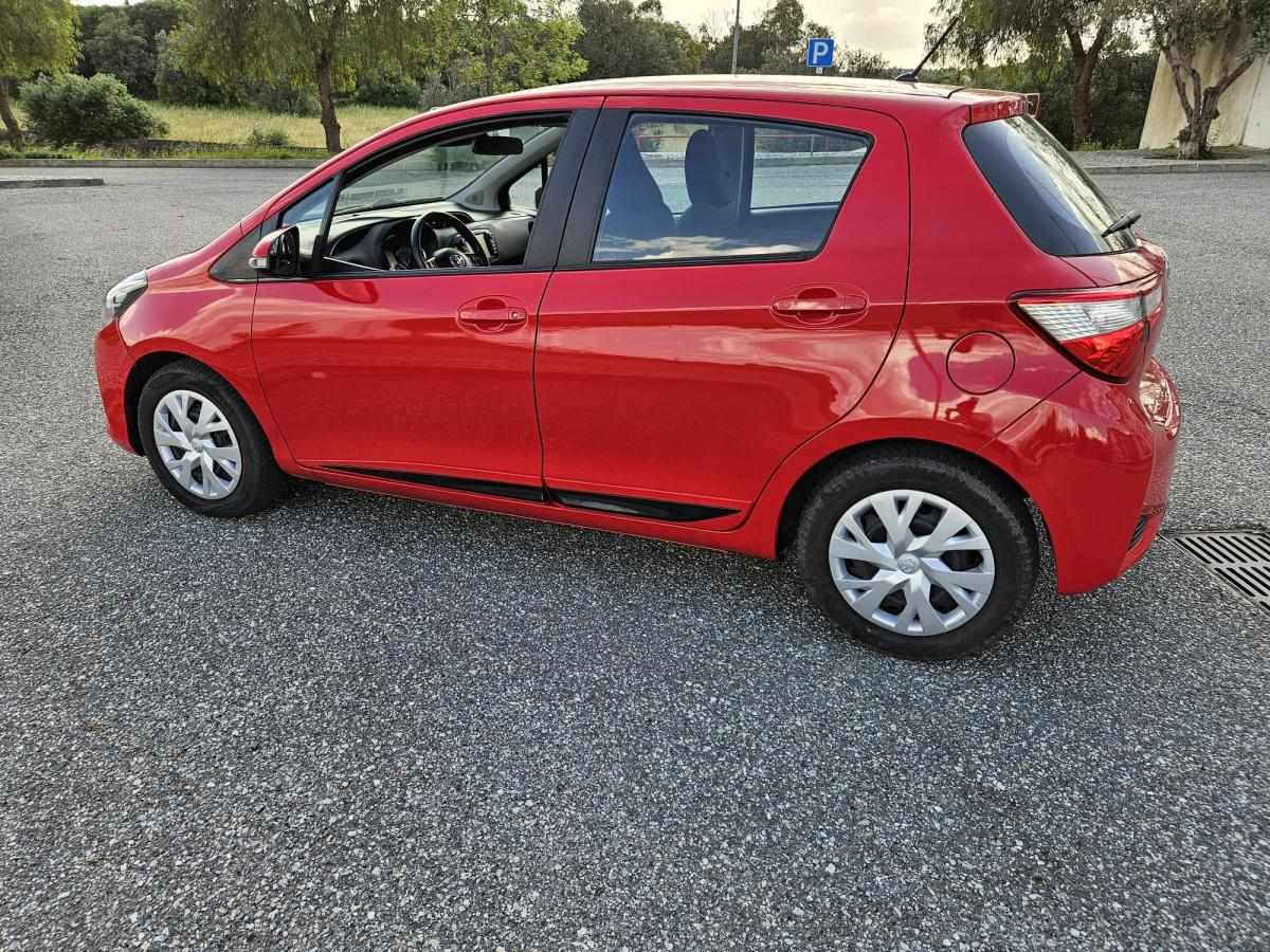 toyota-yaris-1-5-vvt-i-2017-gasolina-1497cc