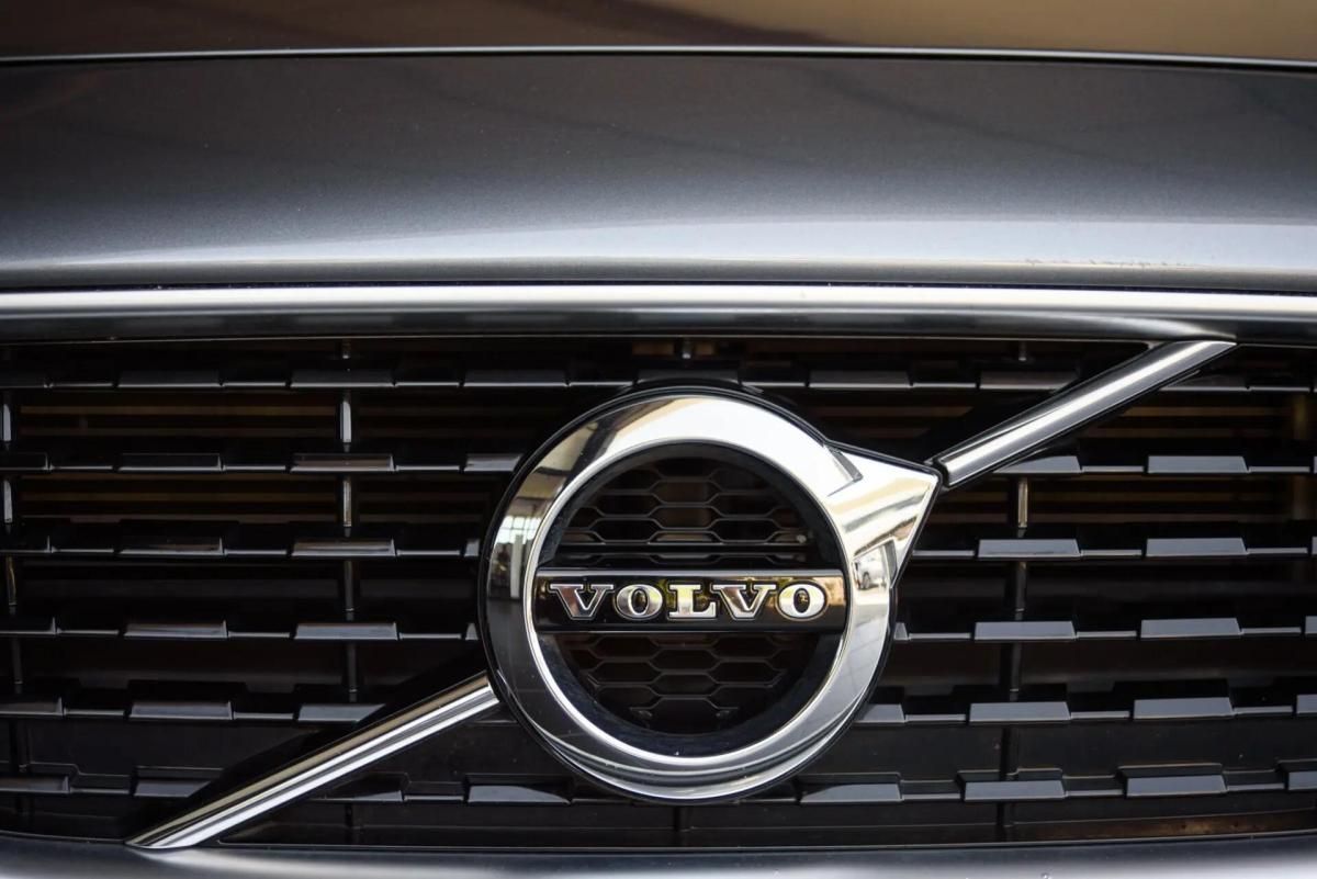 volvo-v40-2018-gasolina-1498cc