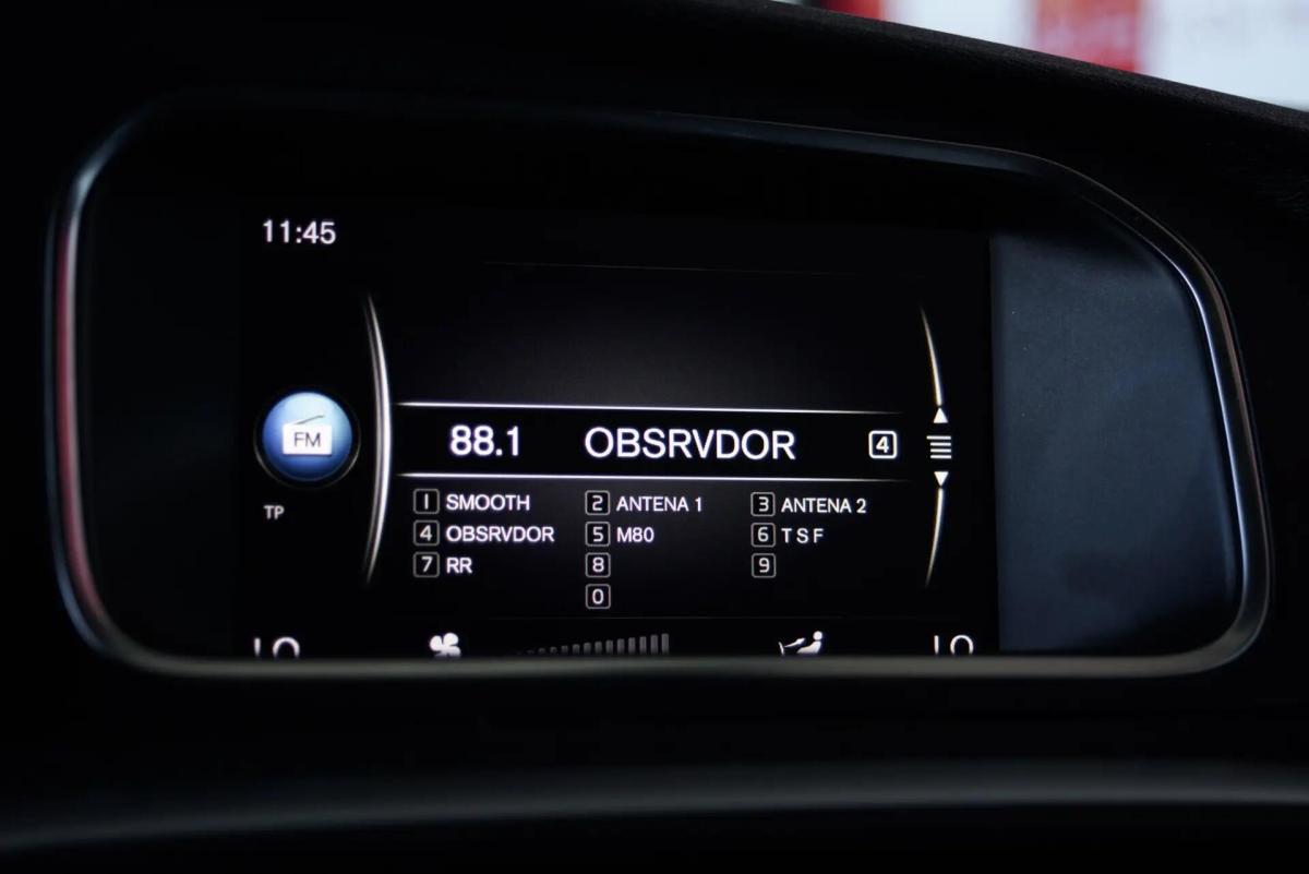 volvo-v40-2018-gasolina-1498cc