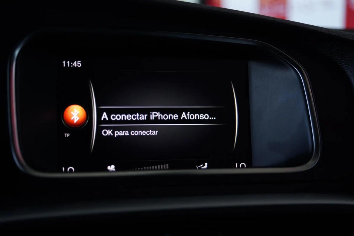 volvo-v40-2018-gasolina-1498cc