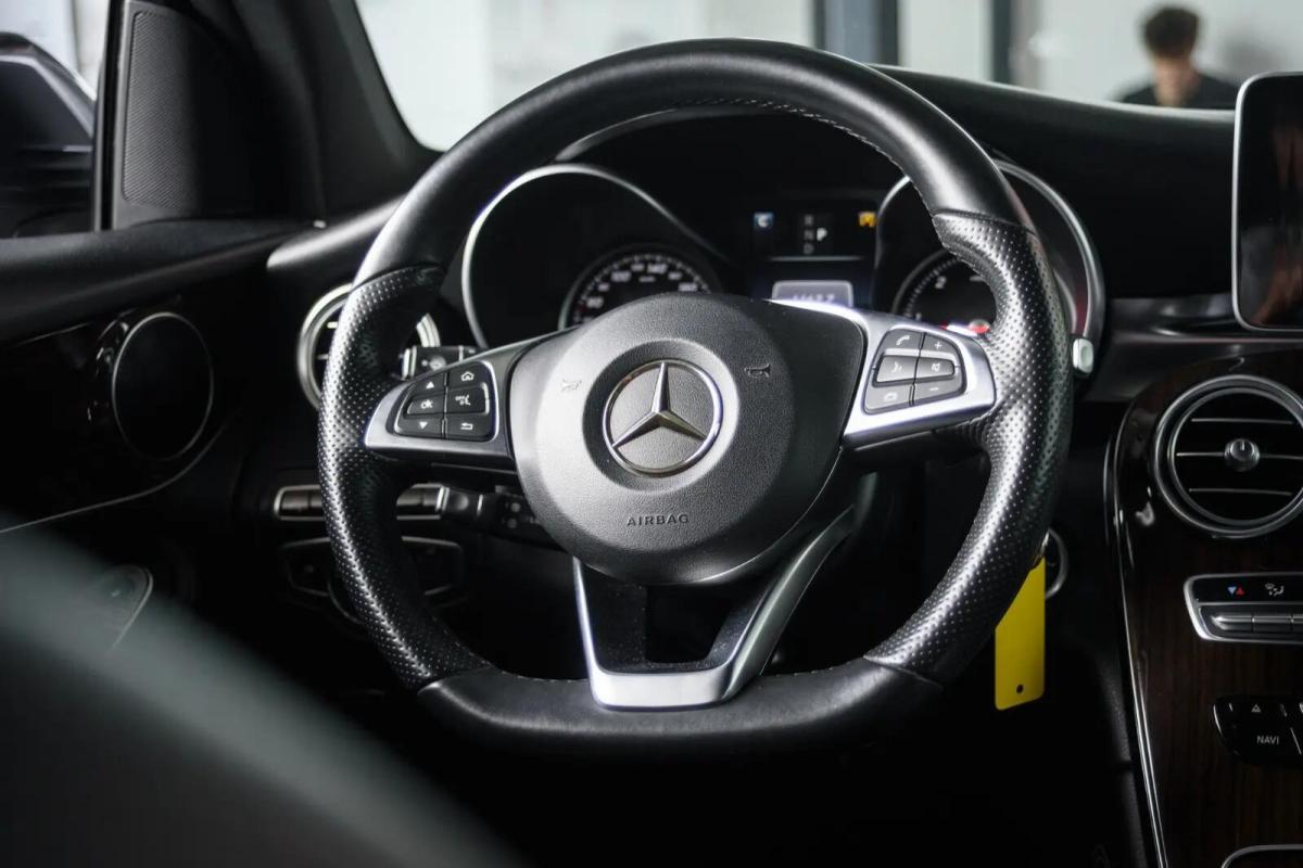 mercedes-benz-glc-250-d-4matic-2015-diesel-2143cc