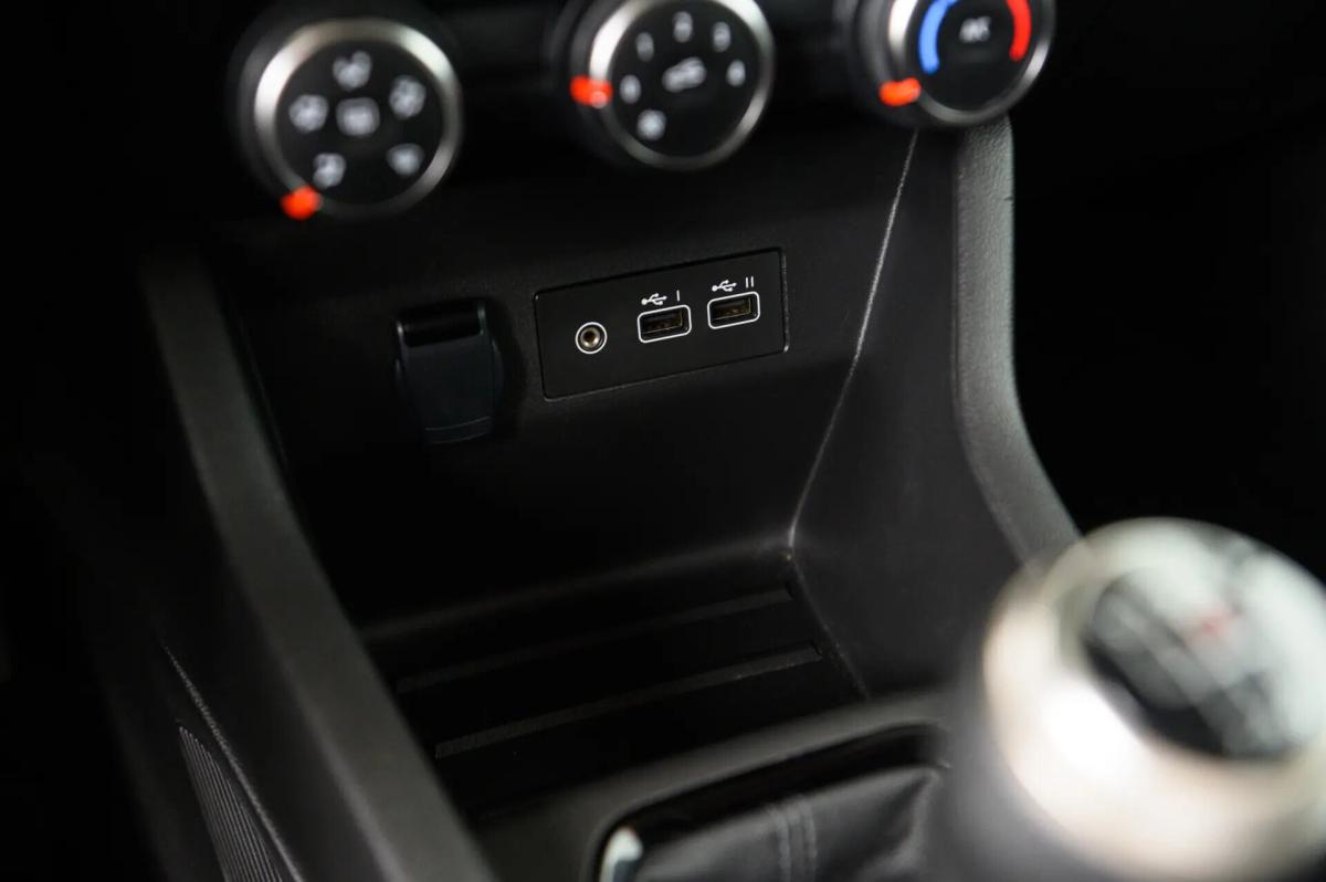 renault-clio-2024-gasolina-999cc