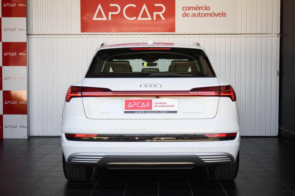 audi-e-tron-2019-eletrico-0cc