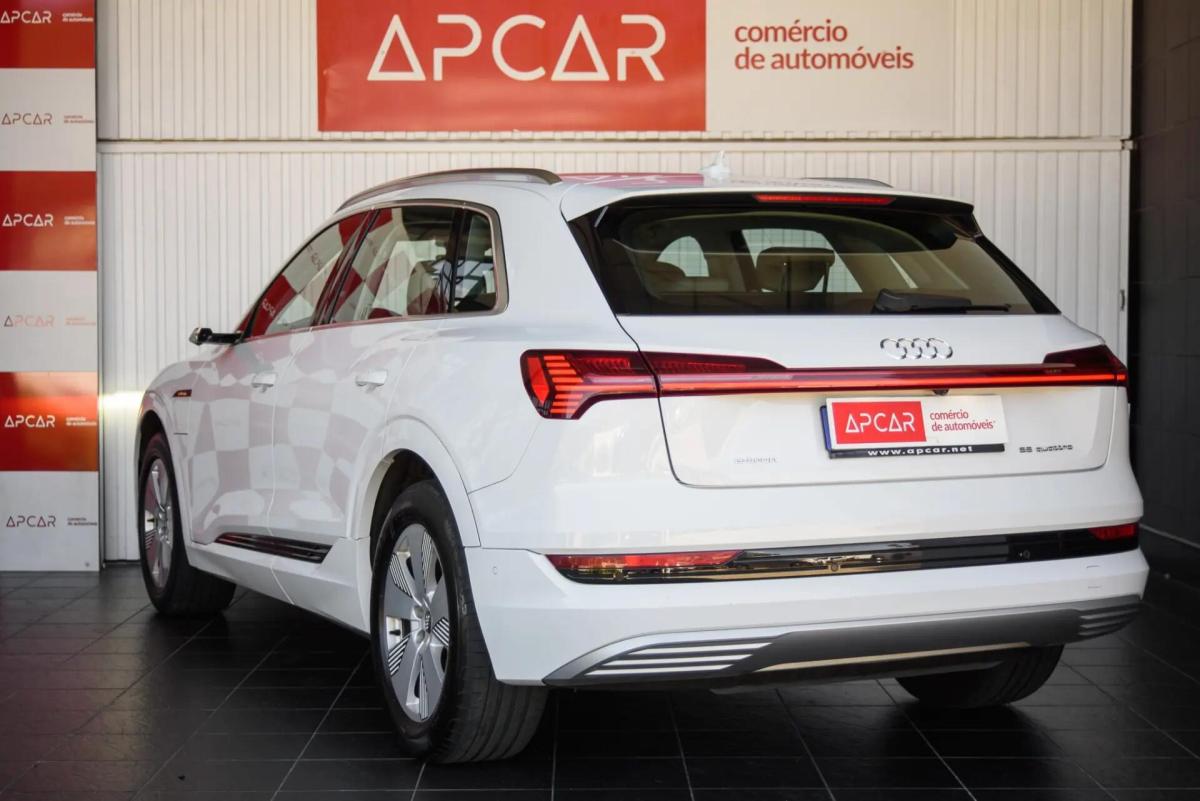 audi-e-tron-2019-eletrico-0cc