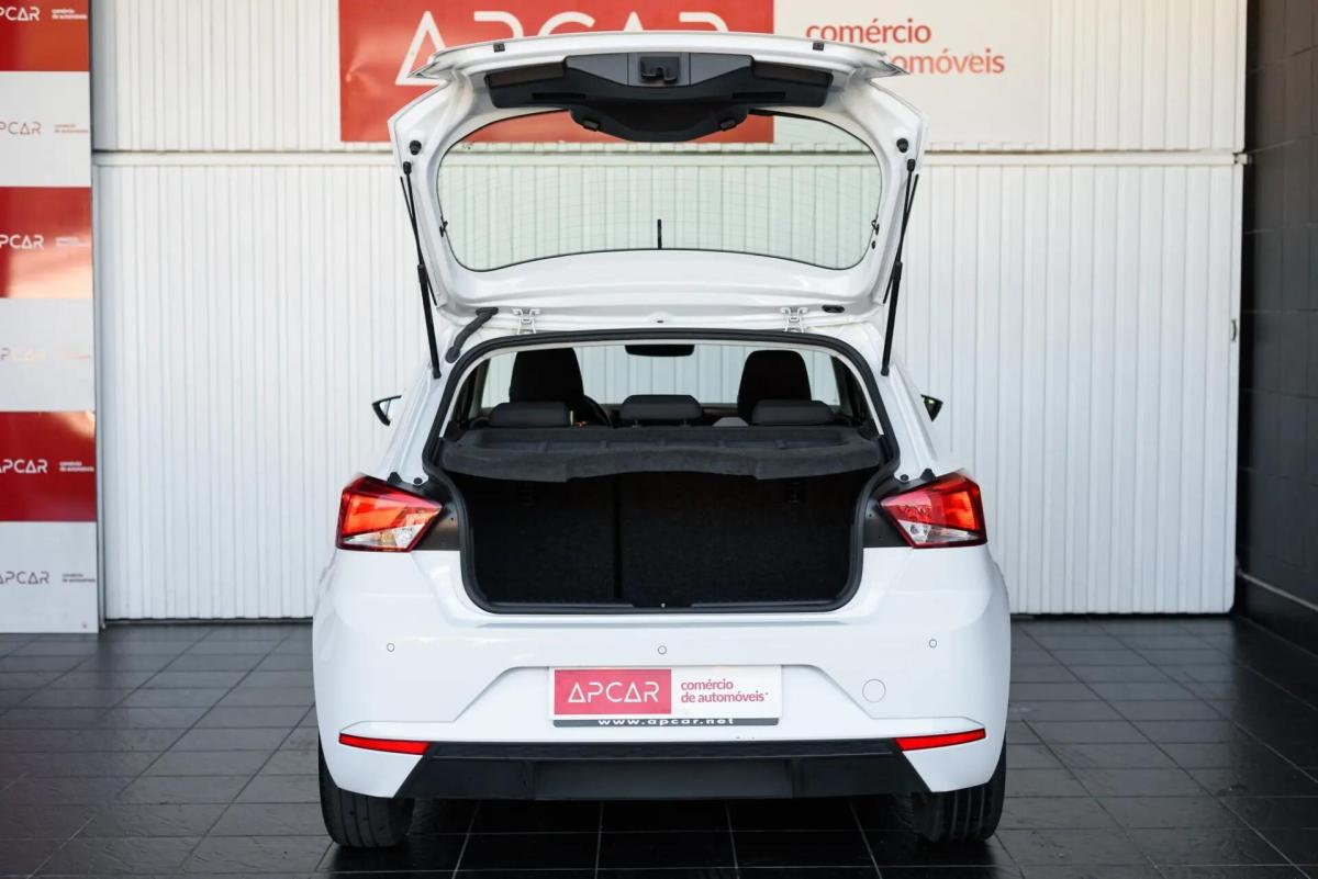 seat-ibiza-2024-gasolina-999cc